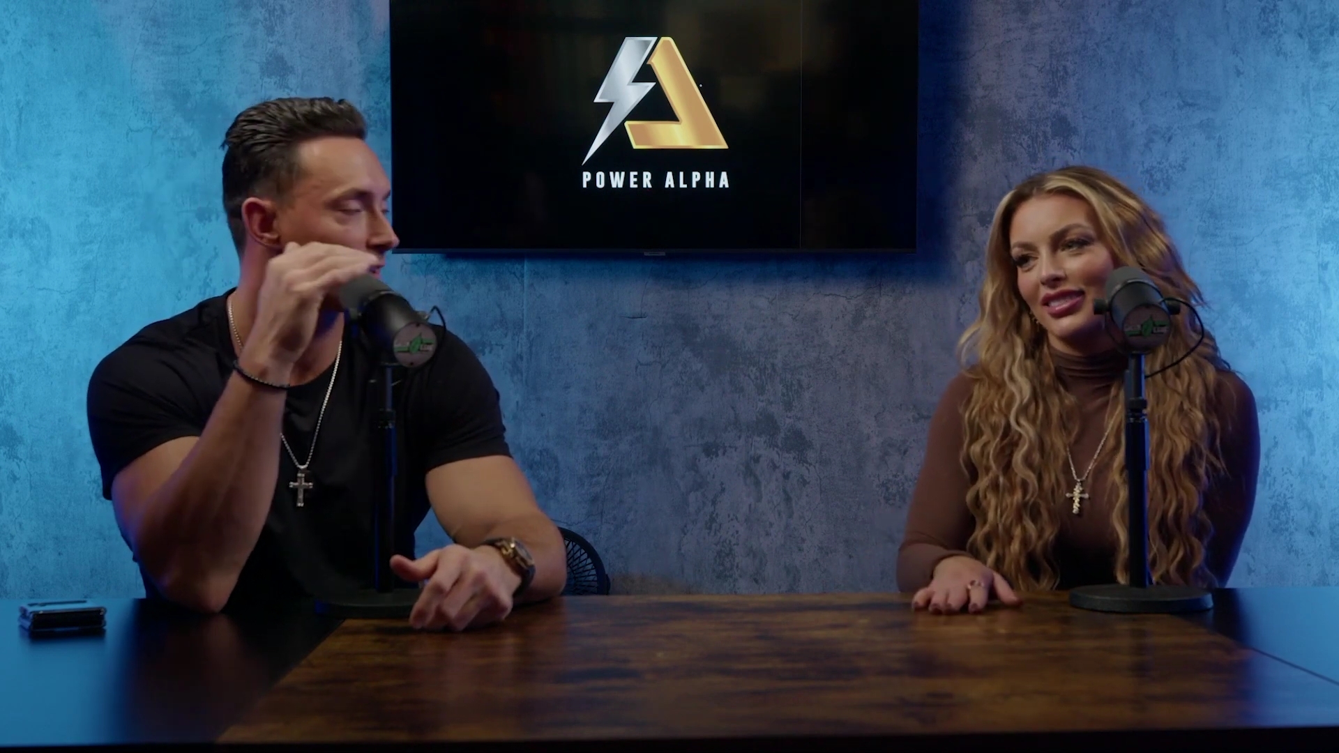 x2mate_com-Ep_9_-_Power_Alphas_Podcast___28Mandy_Saccomanno___Sabby_Piscitelli29-281080p29_mp40394.jpg