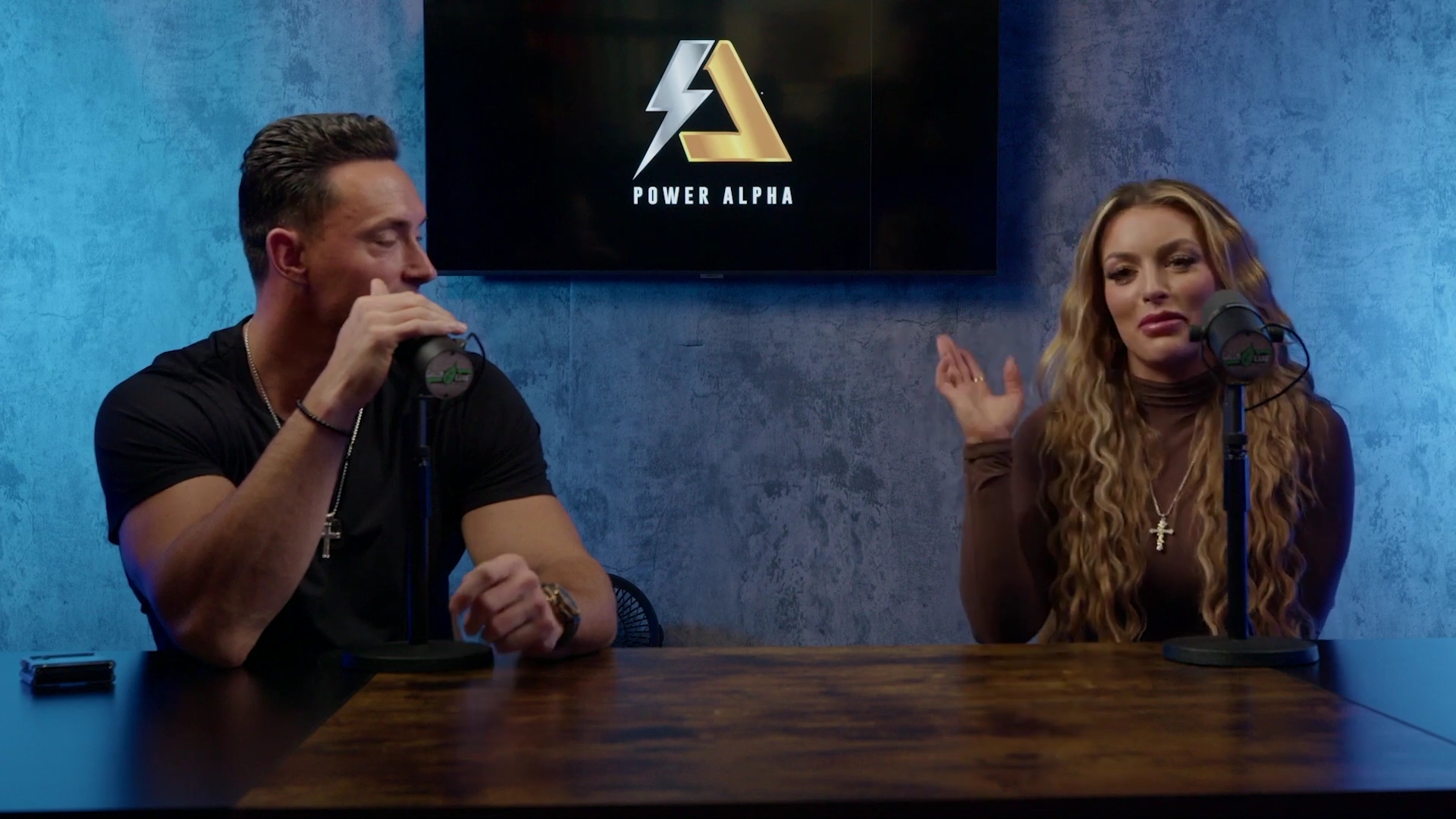 x2mate_com-Ep_9_-_Power_Alphas_Podcast___28Mandy_Saccomanno___Sabby_Piscitelli29-281080p29_mp40396.jpg