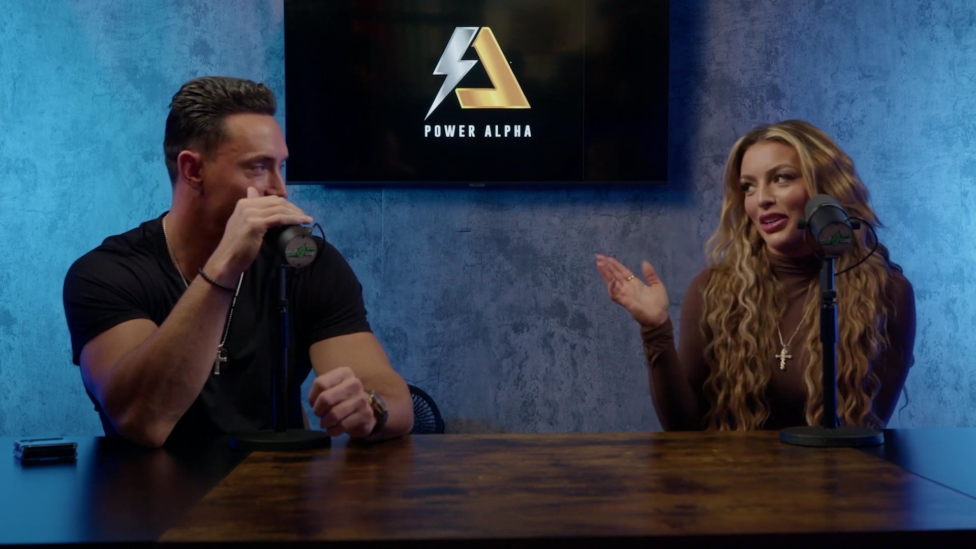 x2mate_com-Ep_9_-_Power_Alphas_Podcast___28Mandy_Saccomanno___Sabby_Piscitelli29-281080p29_mp40397.jpg