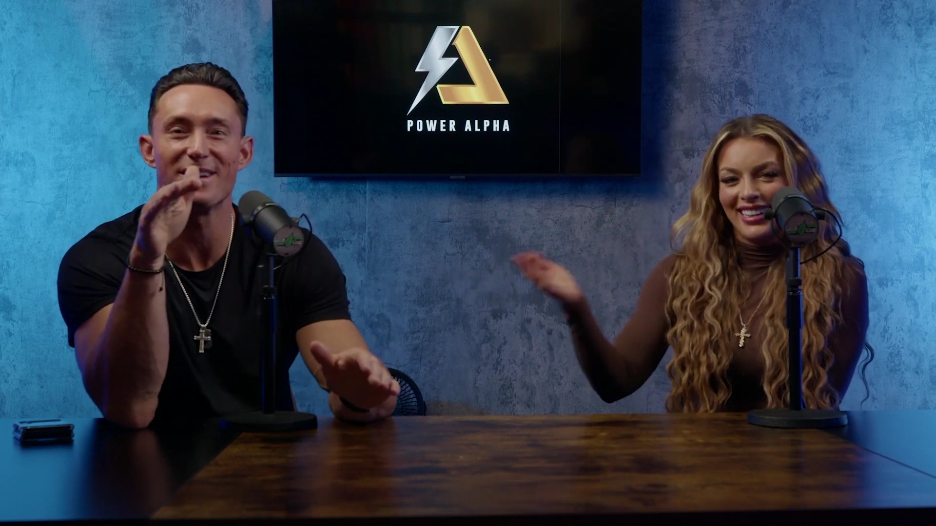 x2mate_com-Ep_9_-_Power_Alphas_Podcast___28Mandy_Saccomanno___Sabby_Piscitelli29-281080p29_mp40403.jpg