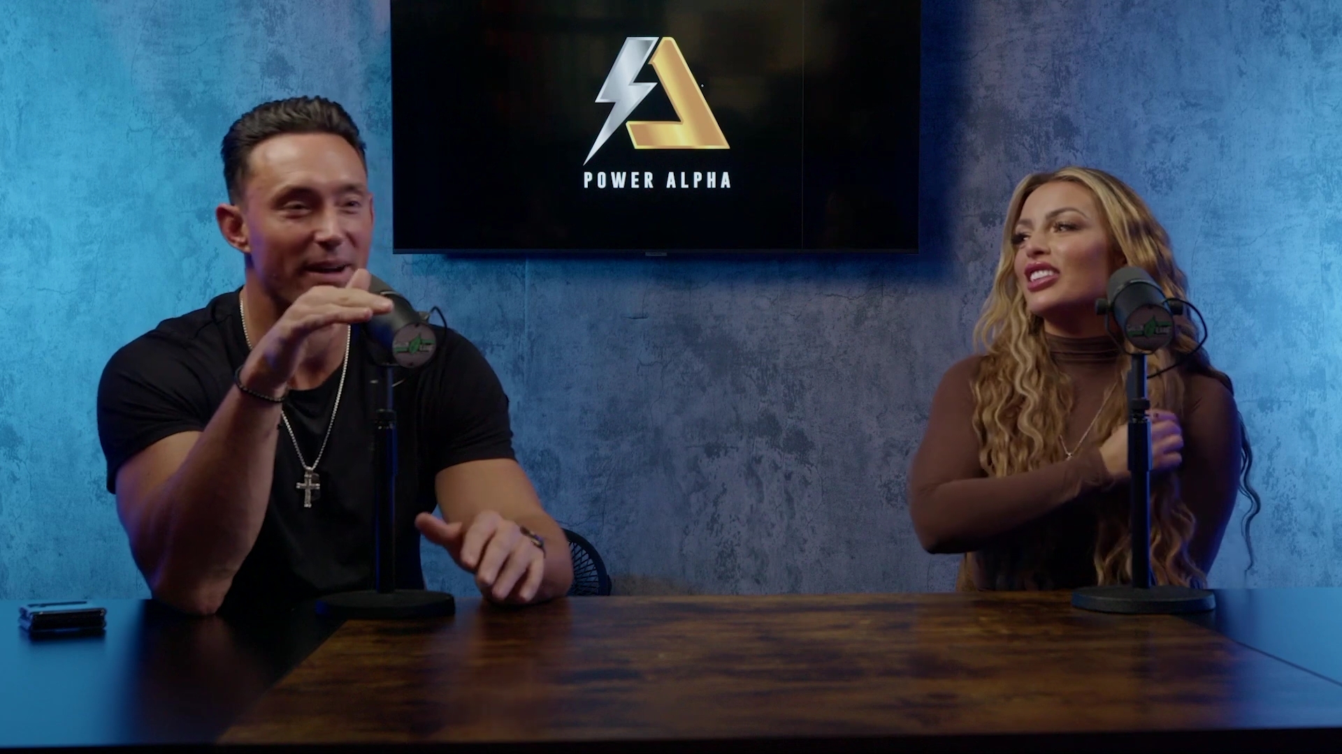 x2mate_com-Ep_9_-_Power_Alphas_Podcast___28Mandy_Saccomanno___Sabby_Piscitelli29-281080p29_mp40405.jpg