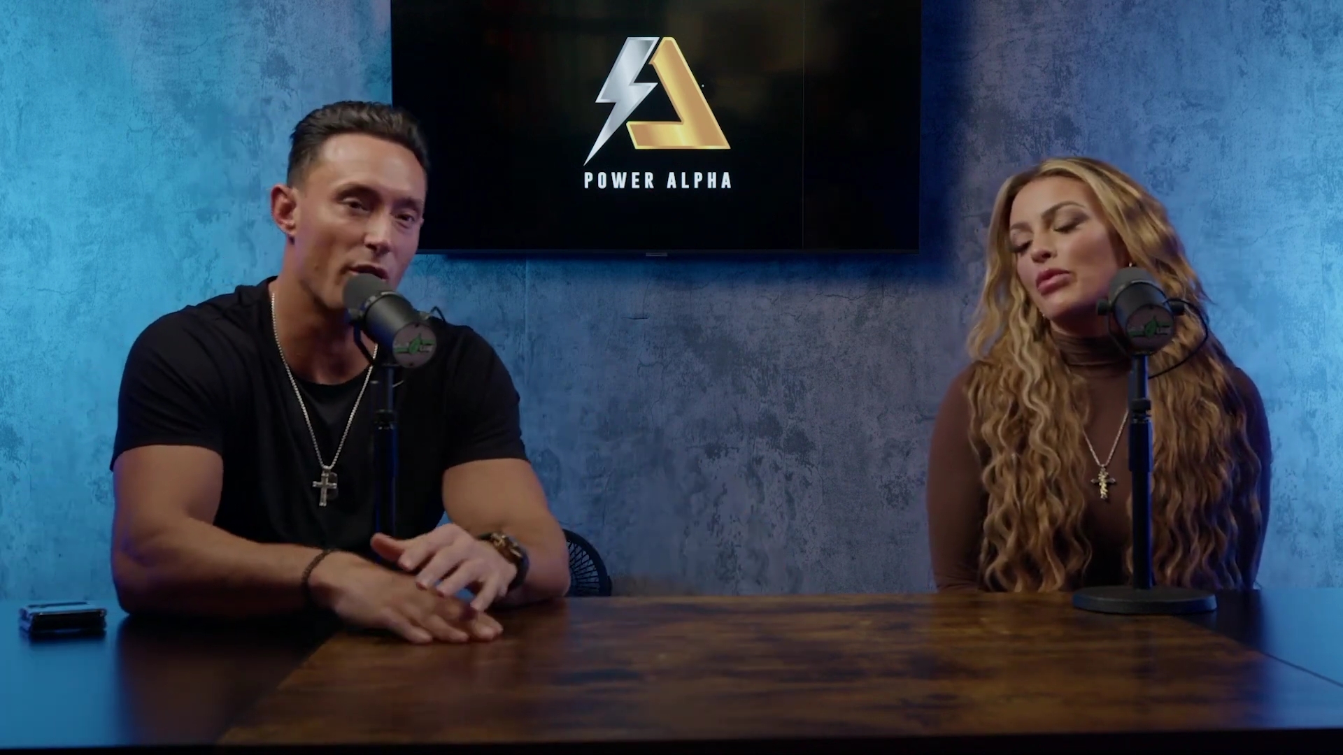 x2mate_com-Ep_9_-_Power_Alphas_Podcast___28Mandy_Saccomanno___Sabby_Piscitelli29-281080p29_mp40424.jpg