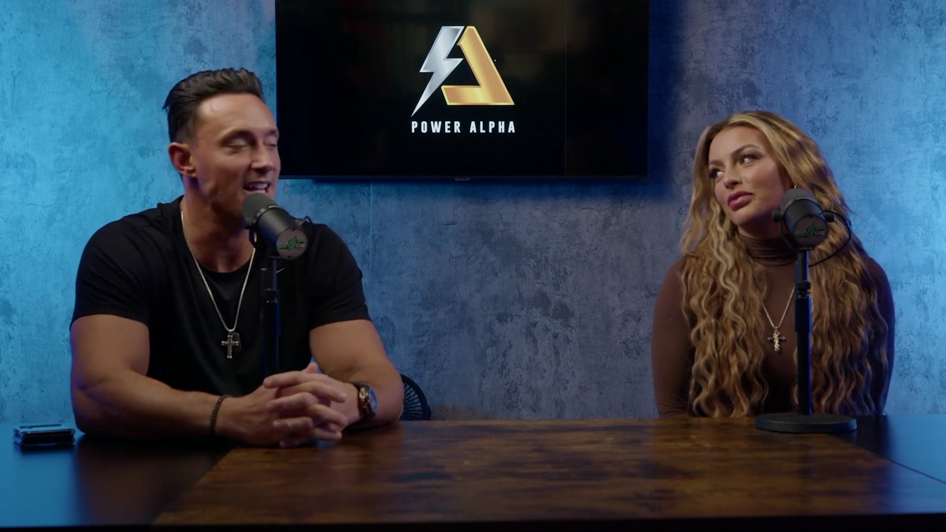 x2mate_com-Ep_9_-_Power_Alphas_Podcast___28Mandy_Saccomanno___Sabby_Piscitelli29-281080p29_mp40428.jpg