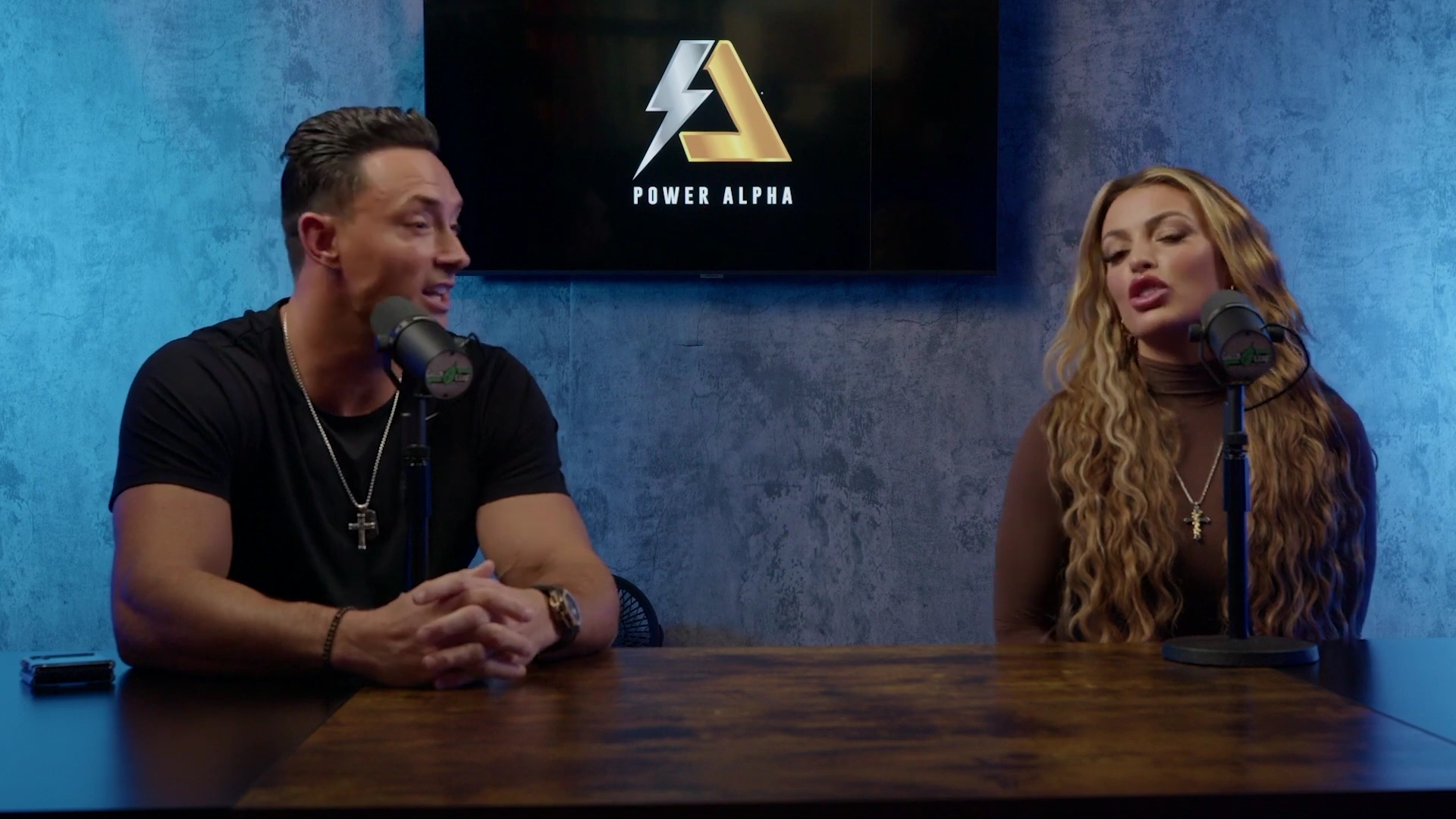 x2mate_com-Ep_9_-_Power_Alphas_Podcast___28Mandy_Saccomanno___Sabby_Piscitelli29-281080p29_mp40430.jpg
