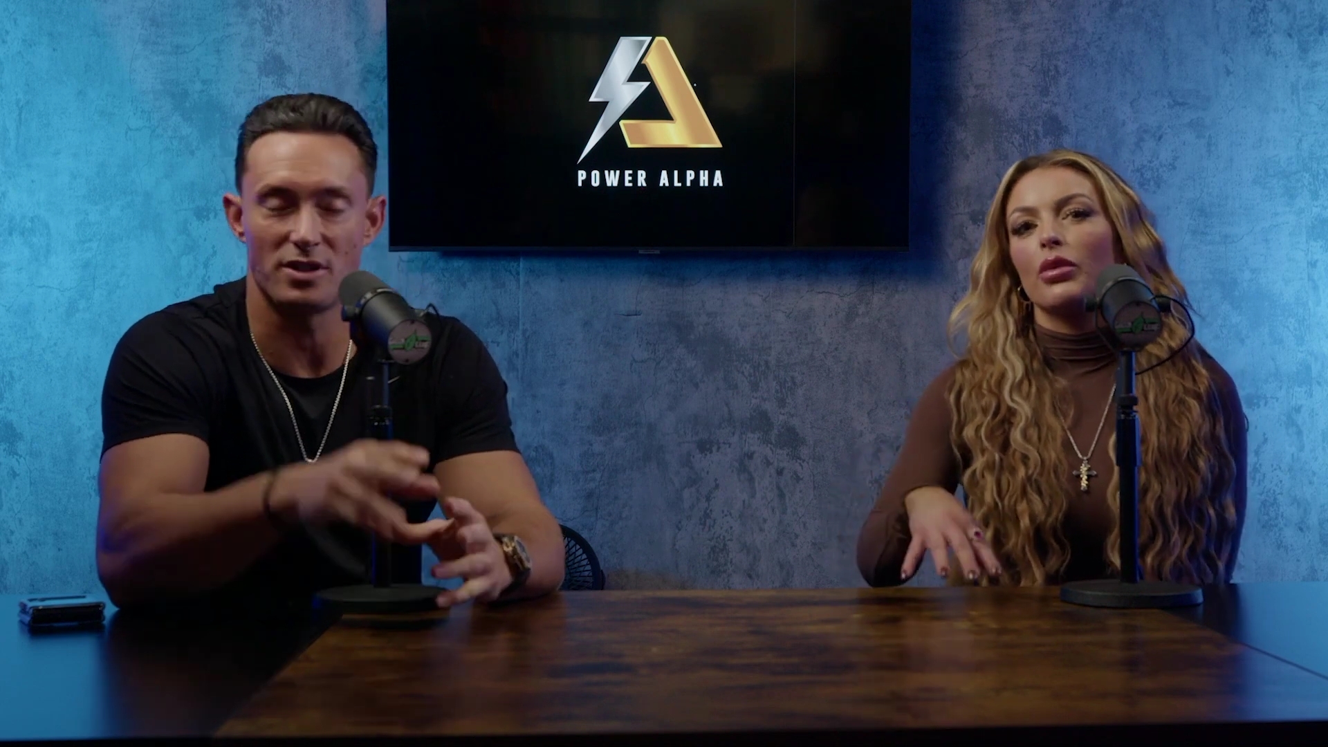 x2mate_com-Ep_9_-_Power_Alphas_Podcast___28Mandy_Saccomanno___Sabby_Piscitelli29-281080p29_mp40431.jpg