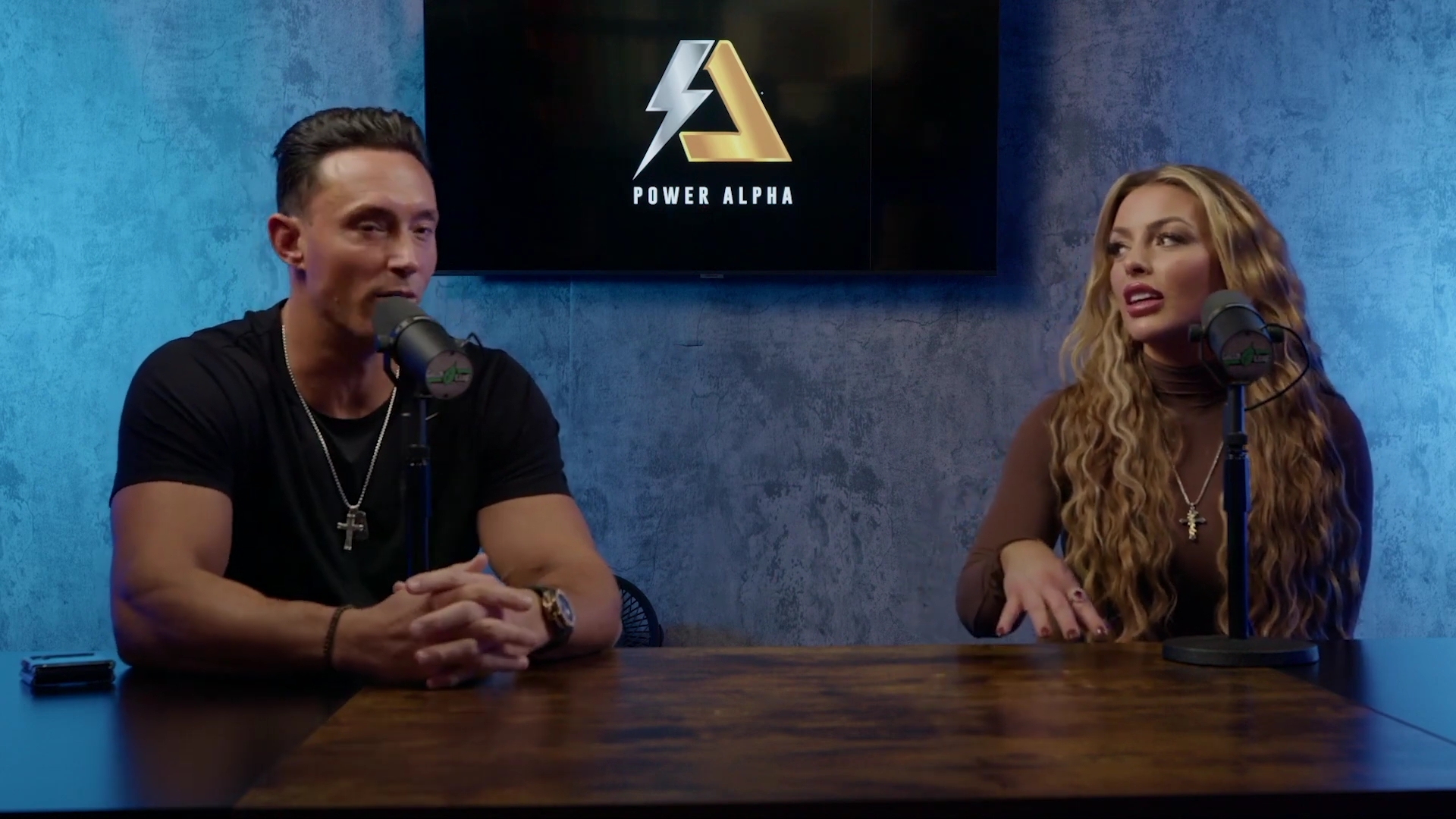 x2mate_com-Ep_9_-_Power_Alphas_Podcast___28Mandy_Saccomanno___Sabby_Piscitelli29-281080p29_mp40432.jpg