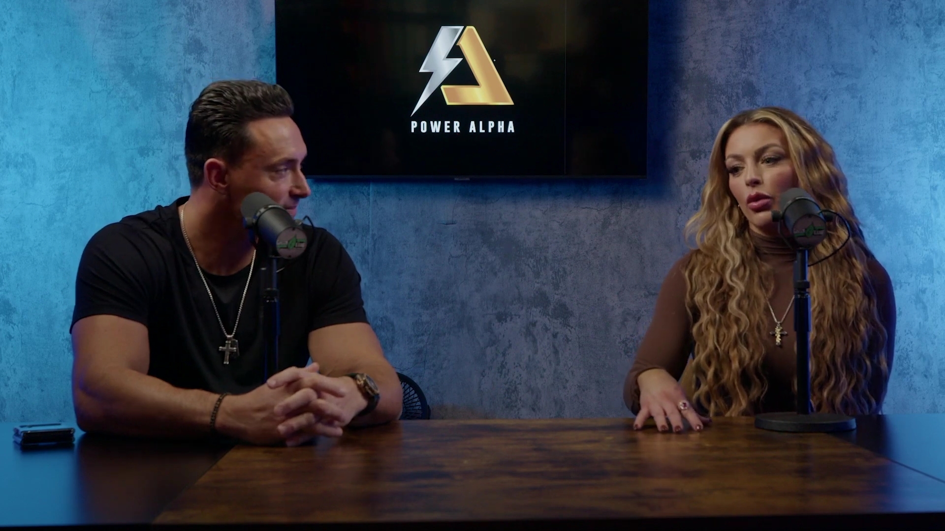 x2mate_com-Ep_9_-_Power_Alphas_Podcast___28Mandy_Saccomanno___Sabby_Piscitelli29-281080p29_mp40435.jpg