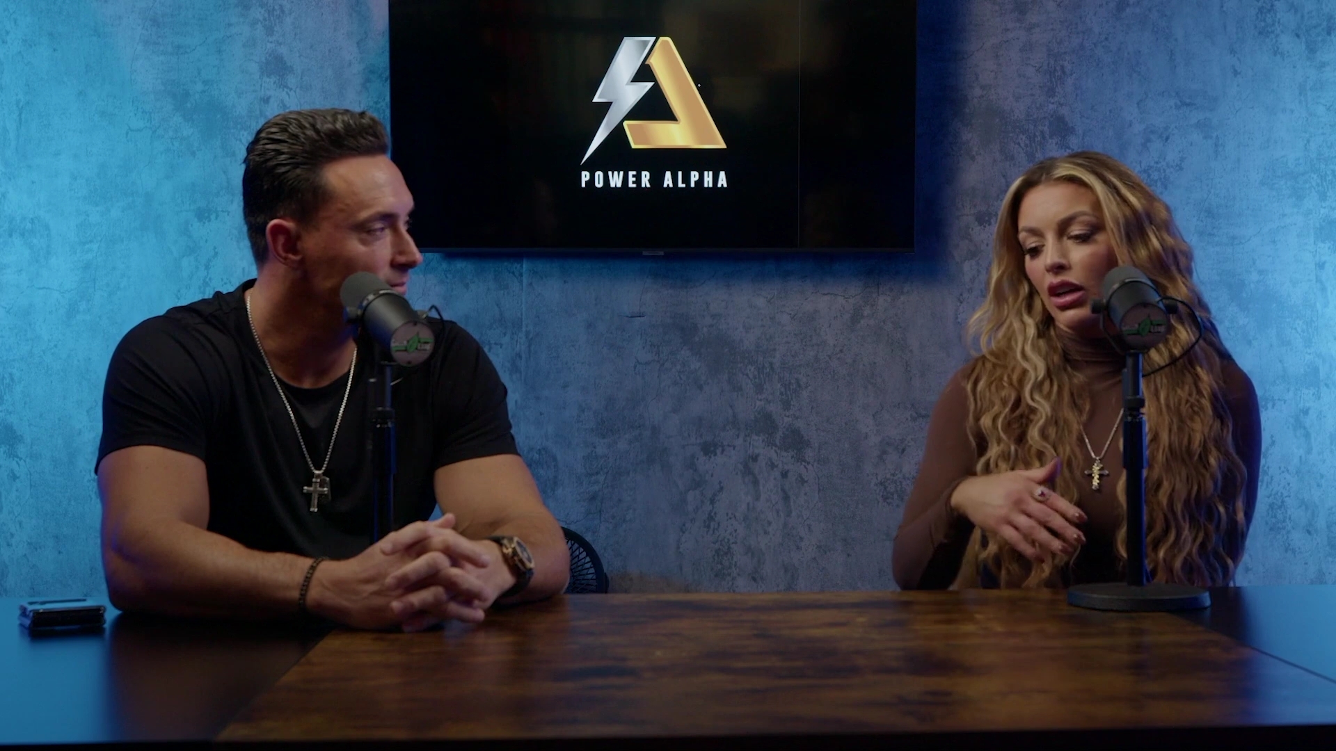 x2mate_com-Ep_9_-_Power_Alphas_Podcast___28Mandy_Saccomanno___Sabby_Piscitelli29-281080p29_mp40439.jpg