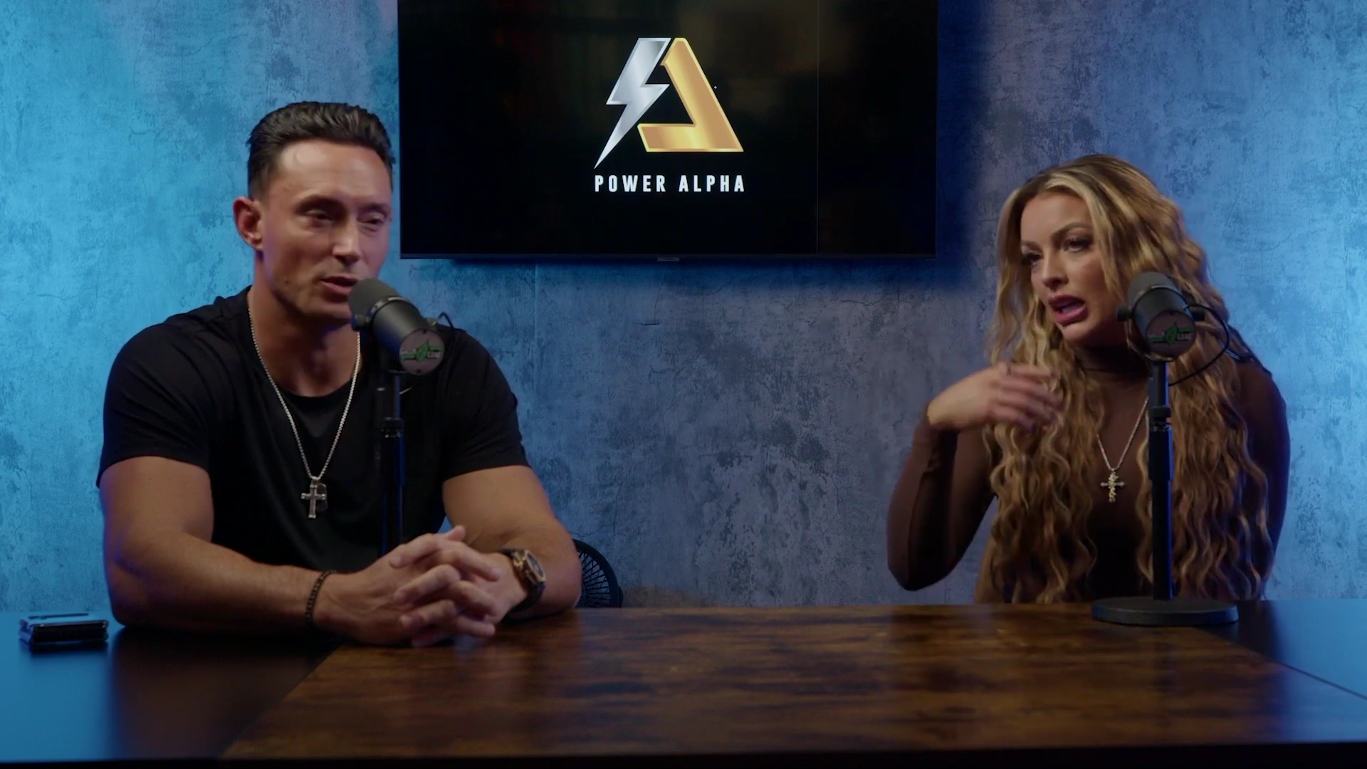 x2mate_com-Ep_9_-_Power_Alphas_Podcast___28Mandy_Saccomanno___Sabby_Piscitelli29-281080p29_mp40441.jpg