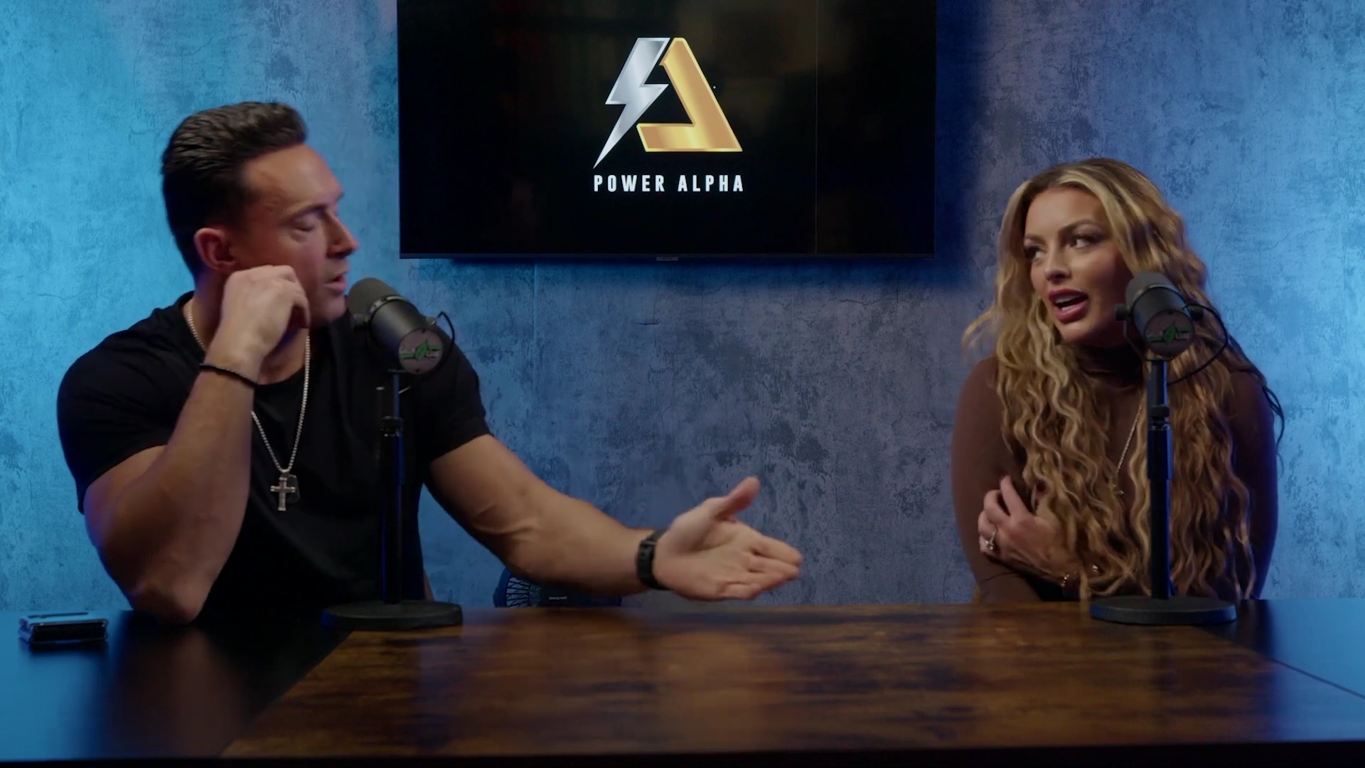 x2mate_com-Ep_9_-_Power_Alphas_Podcast___28Mandy_Saccomanno___Sabby_Piscitelli29-281080p29_mp40449.jpg