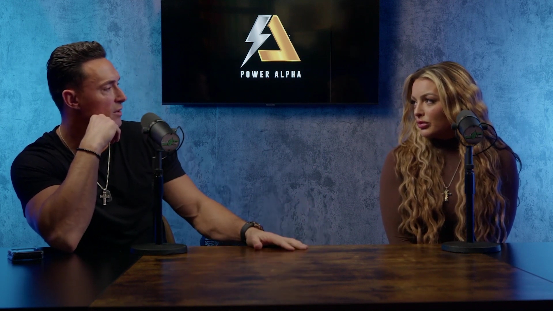 x2mate_com-Ep_9_-_Power_Alphas_Podcast___28Mandy_Saccomanno___Sabby_Piscitelli29-281080p29_mp40452.jpg