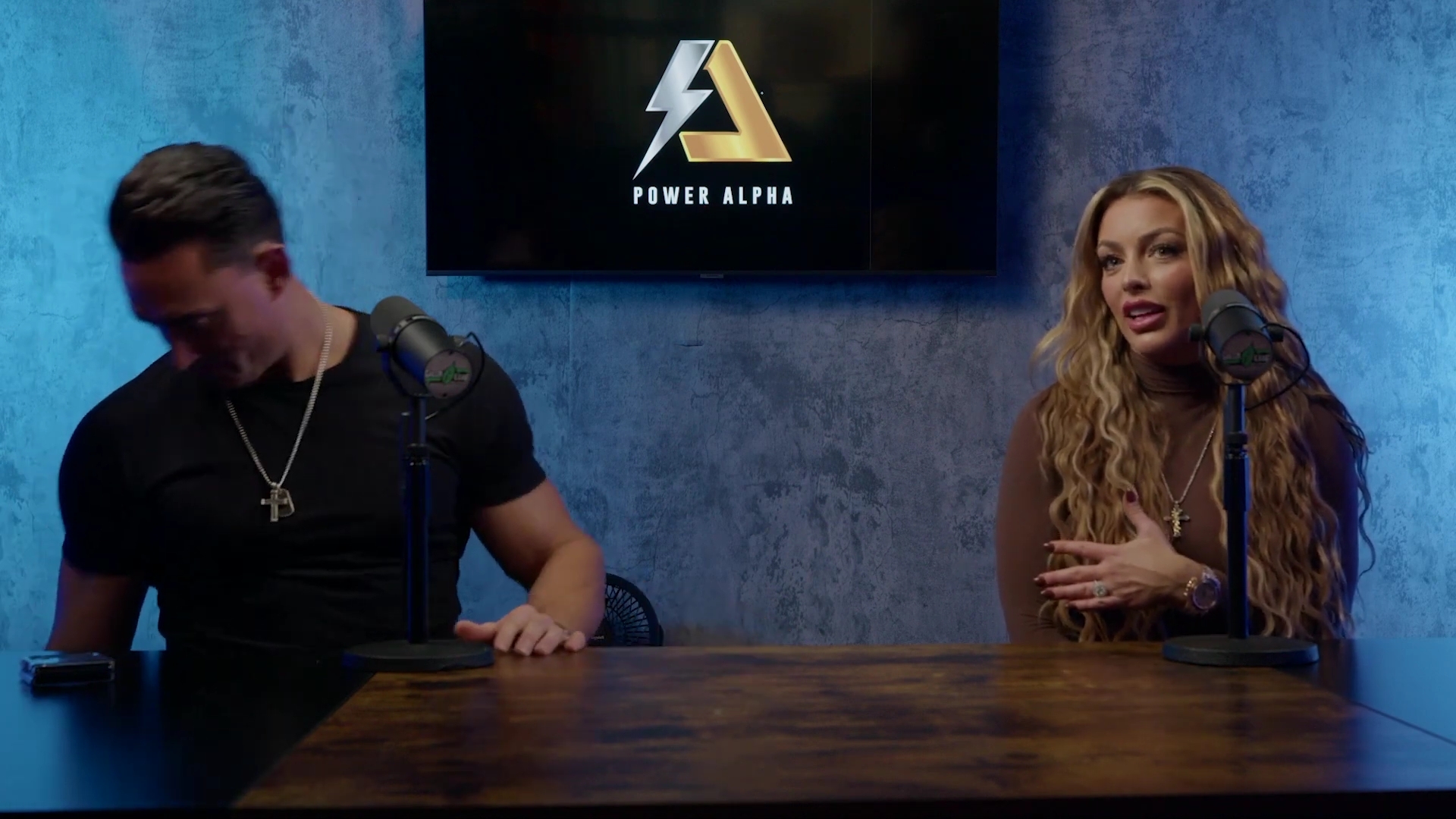 x2mate_com-Ep_9_-_Power_Alphas_Podcast___28Mandy_Saccomanno___Sabby_Piscitelli29-281080p29_mp40463.jpg
