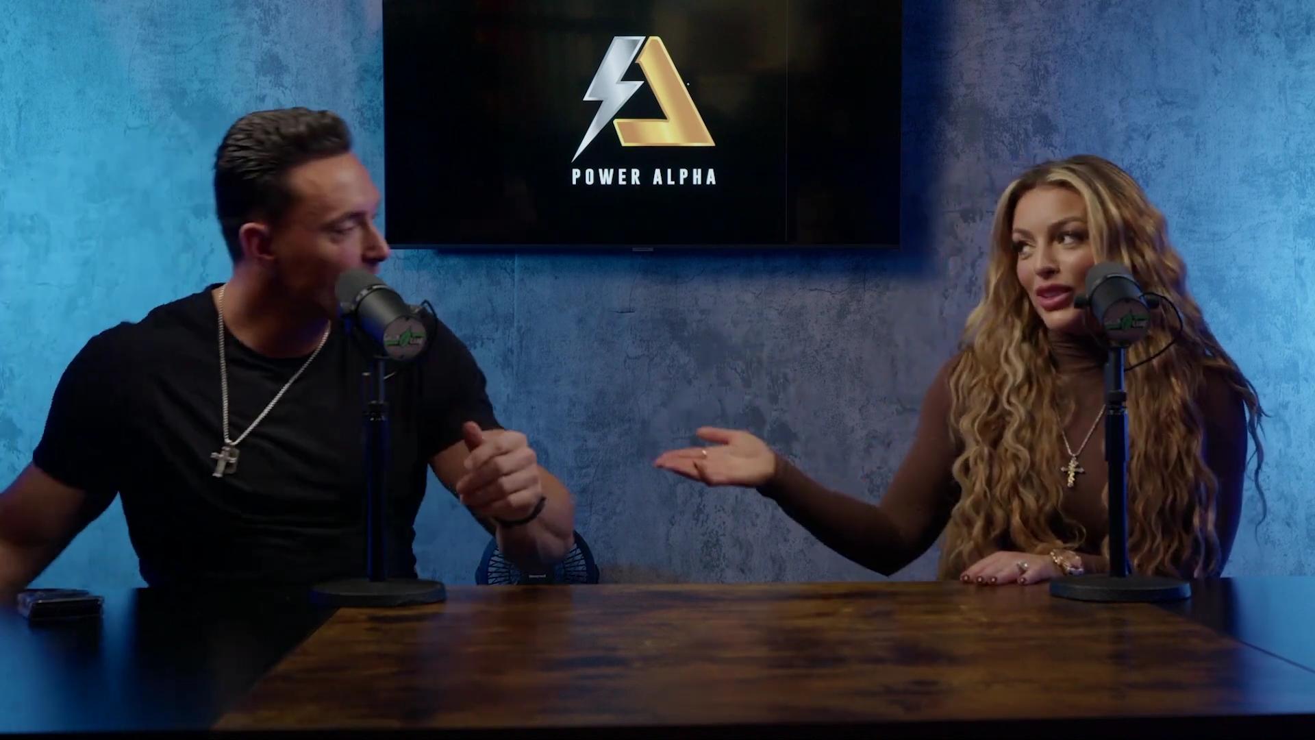 x2mate_com-Ep_9_-_Power_Alphas_Podcast___28Mandy_Saccomanno___Sabby_Piscitelli29-281080p29_mp40471.jpg