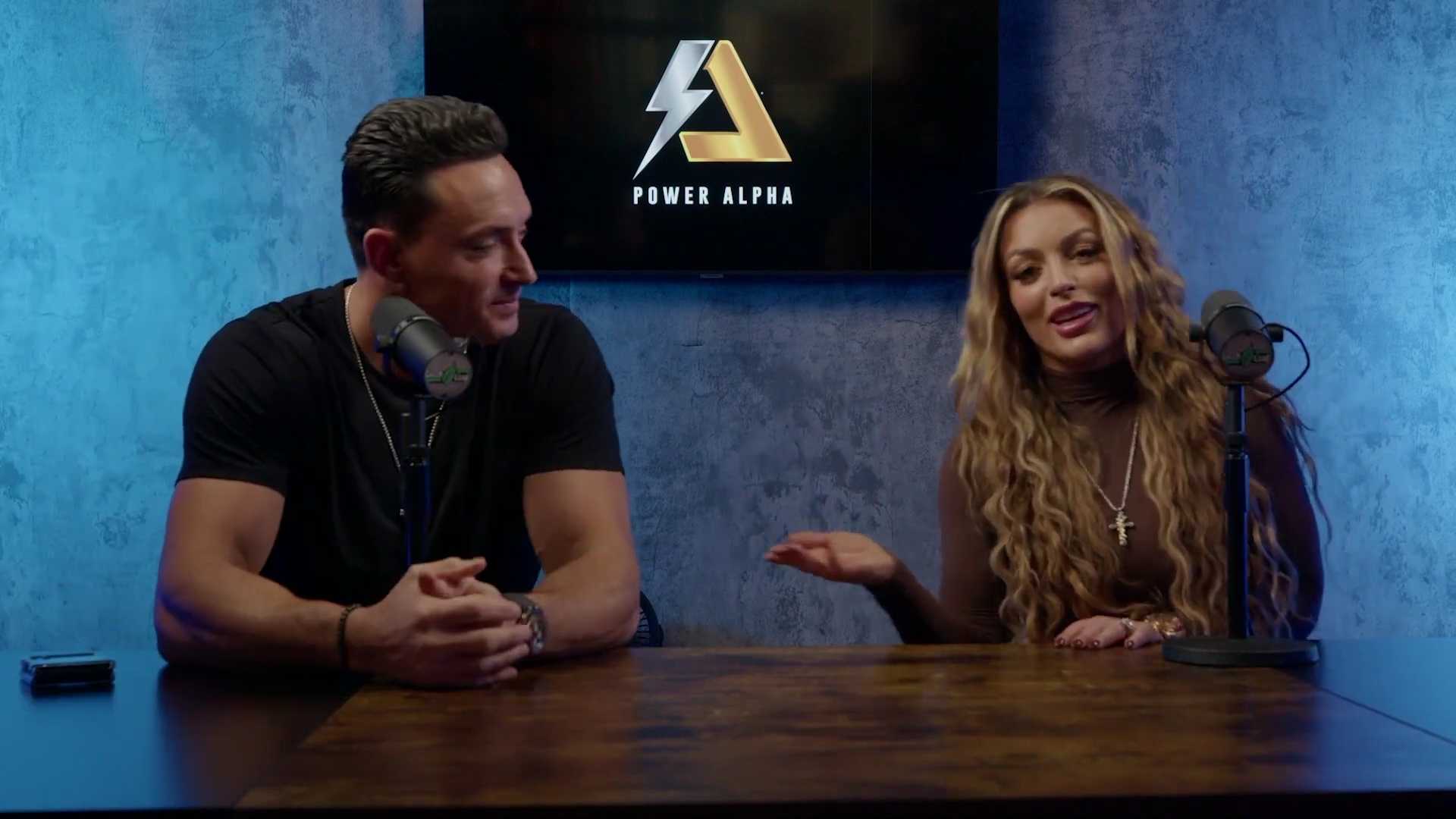 x2mate_com-Ep_9_-_Power_Alphas_Podcast___28Mandy_Saccomanno___Sabby_Piscitelli29-281080p29_mp40472.jpg