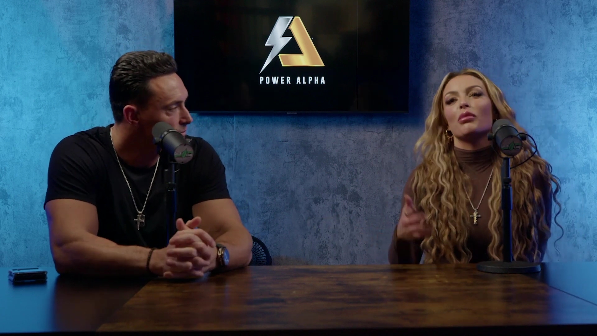 x2mate_com-Ep_9_-_Power_Alphas_Podcast___28Mandy_Saccomanno___Sabby_Piscitelli29-281080p29_mp40474.jpg