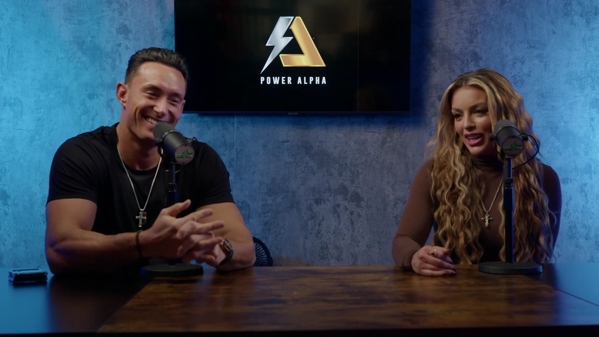 x2mate_com-Ep_9_-_Power_Alphas_Podcast___28Mandy_Saccomanno___Sabby_Piscitelli29-281080p29_mp40482.jpg