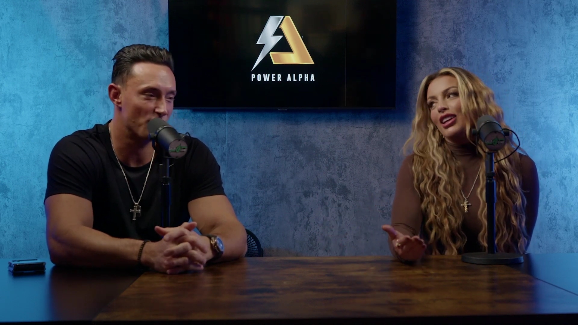 x2mate_com-Ep_9_-_Power_Alphas_Podcast___28Mandy_Saccomanno___Sabby_Piscitelli29-281080p29_mp40492.jpg