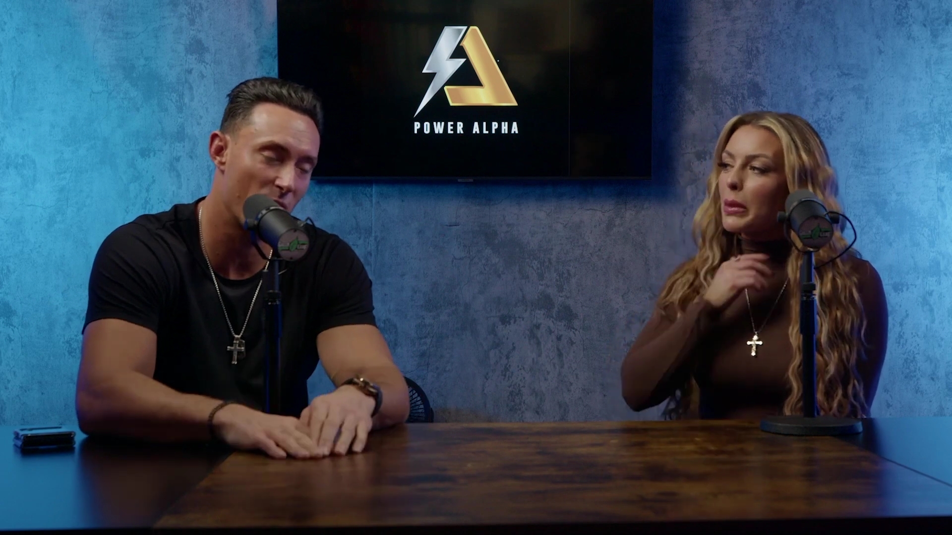 x2mate_com-Ep_9_-_Power_Alphas_Podcast___28Mandy_Saccomanno___Sabby_Piscitelli29-281080p29_mp40503.jpg