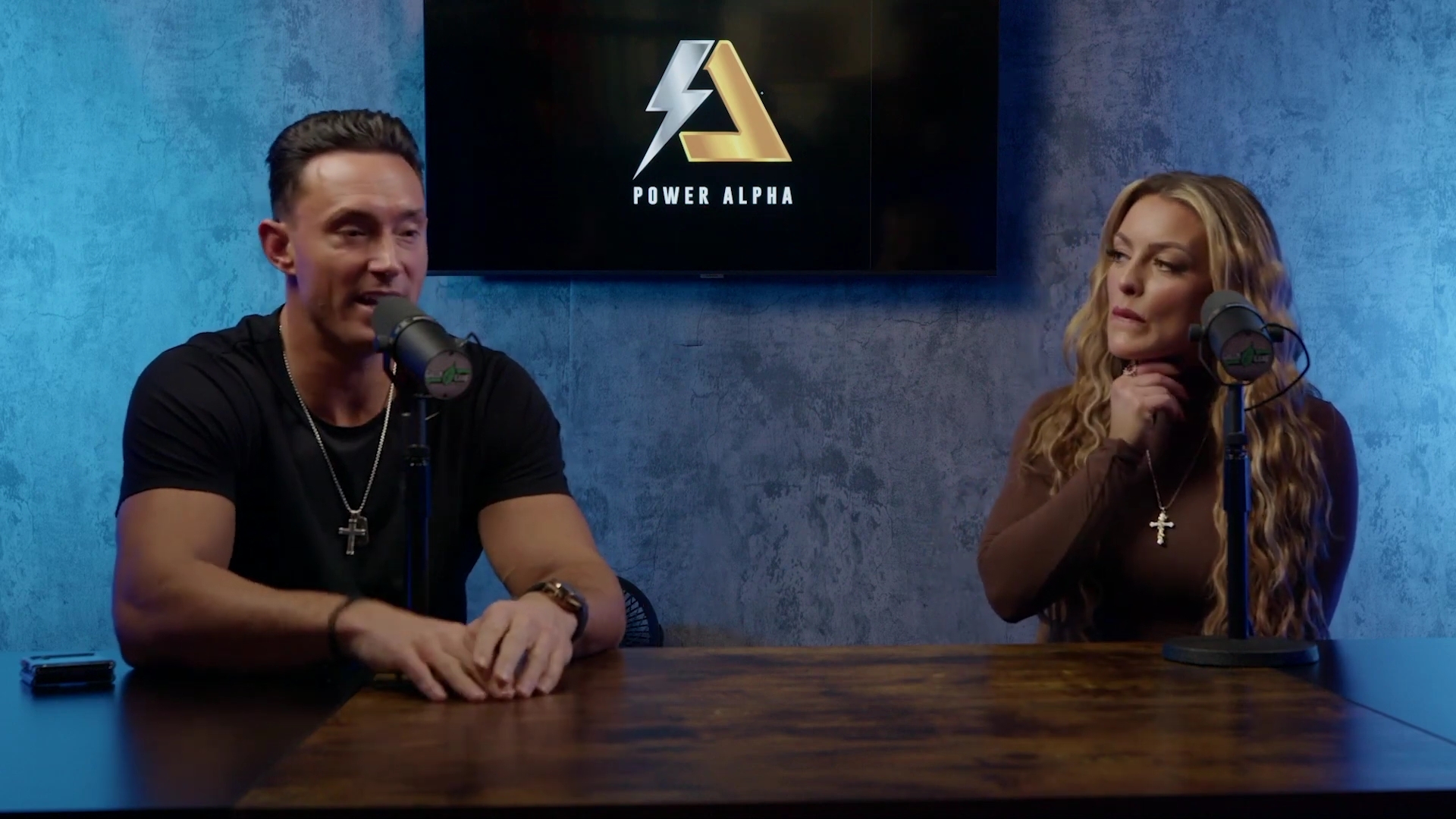 x2mate_com-Ep_9_-_Power_Alphas_Podcast___28Mandy_Saccomanno___Sabby_Piscitelli29-281080p29_mp40504.jpg
