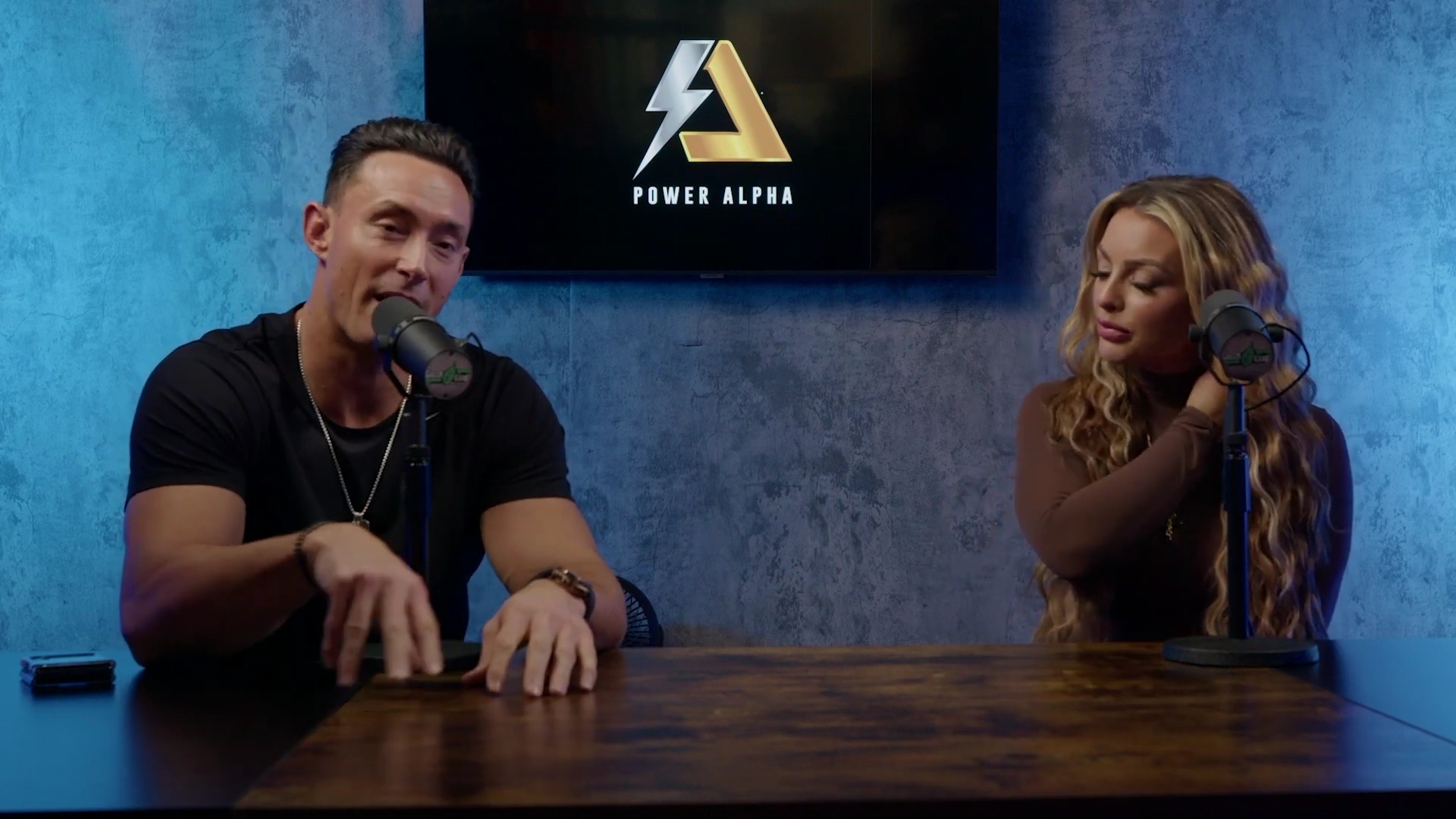 x2mate_com-Ep_9_-_Power_Alphas_Podcast___28Mandy_Saccomanno___Sabby_Piscitelli29-281080p29_mp40505.jpg