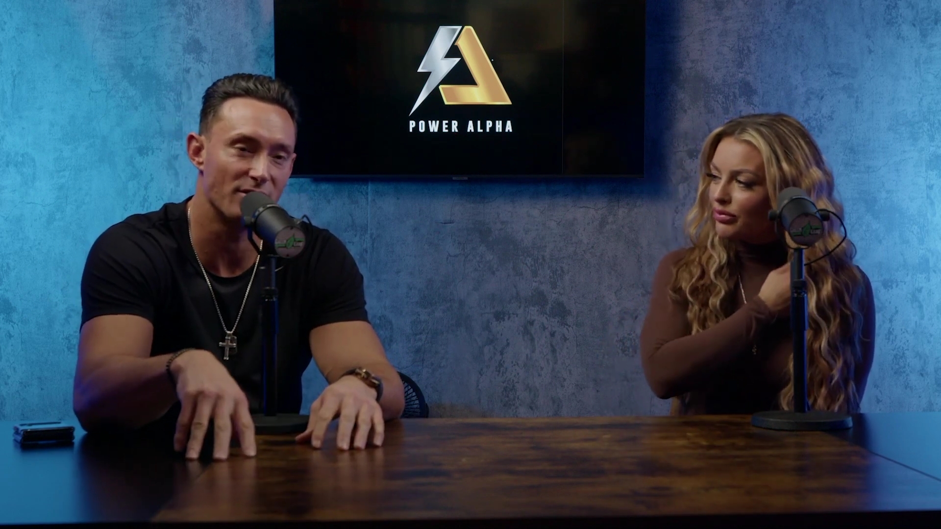 x2mate_com-Ep_9_-_Power_Alphas_Podcast___28Mandy_Saccomanno___Sabby_Piscitelli29-281080p29_mp40506.jpg