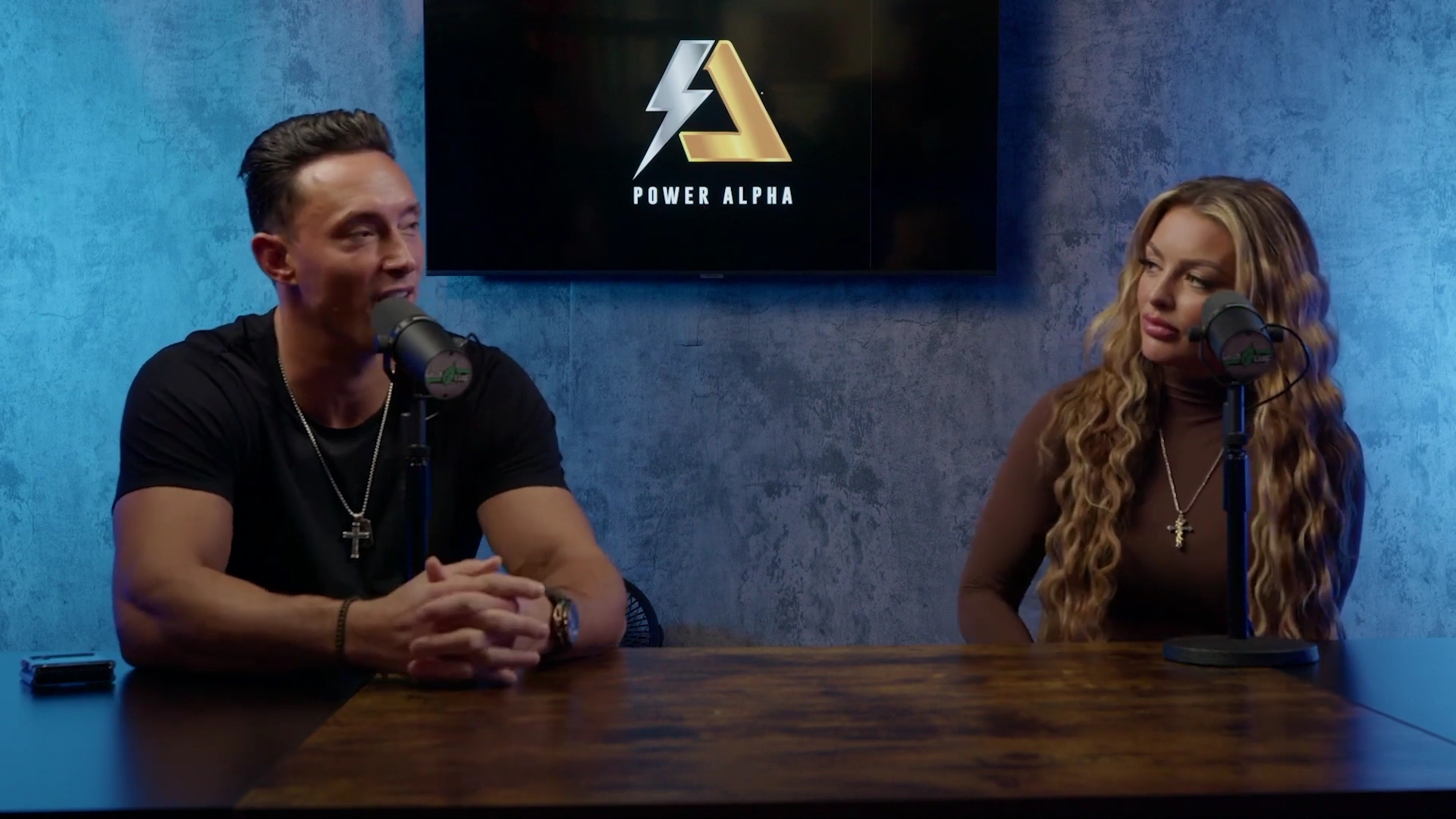 x2mate_com-Ep_9_-_Power_Alphas_Podcast___28Mandy_Saccomanno___Sabby_Piscitelli29-281080p29_mp40508.jpg