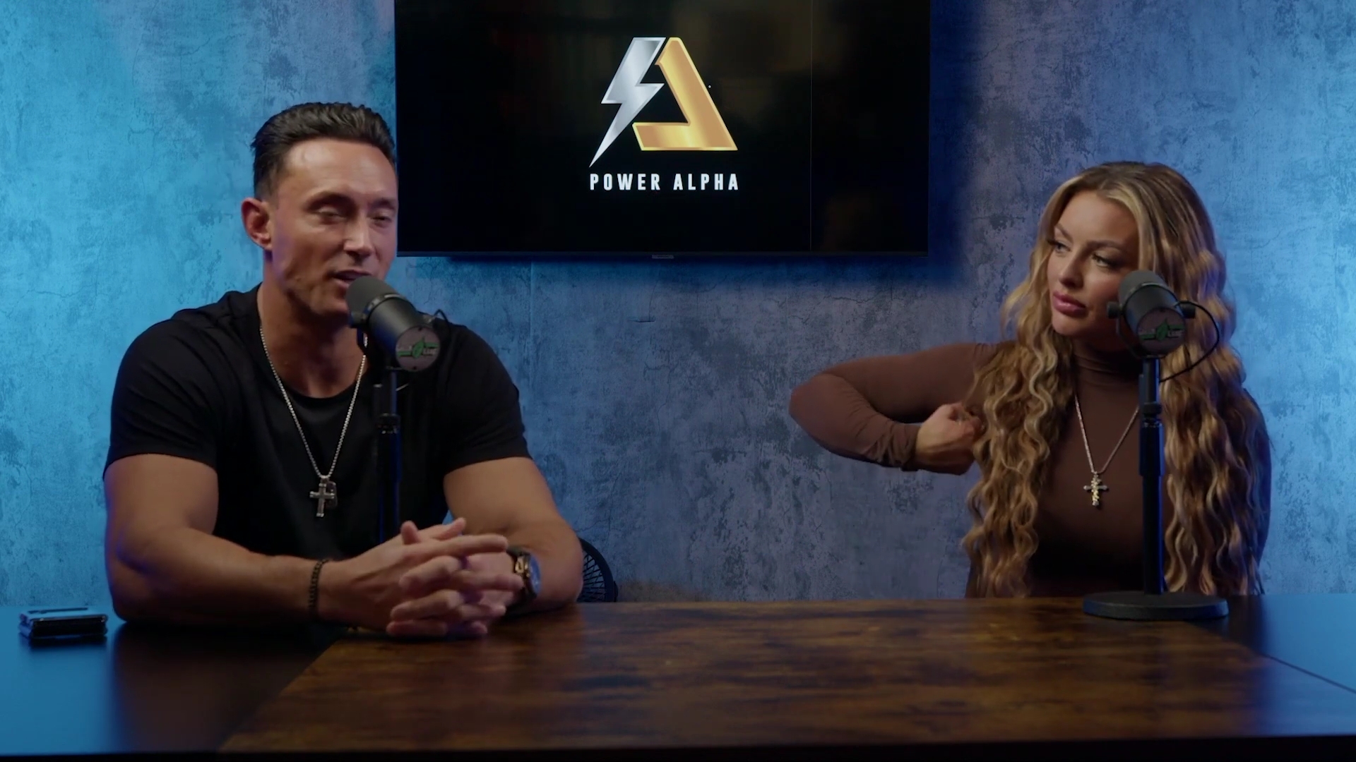 x2mate_com-Ep_9_-_Power_Alphas_Podcast___28Mandy_Saccomanno___Sabby_Piscitelli29-281080p29_mp40510.jpg