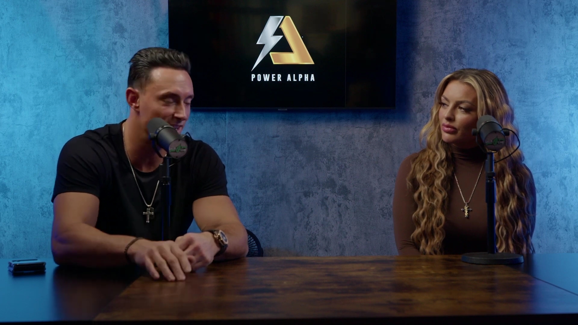 x2mate_com-Ep_9_-_Power_Alphas_Podcast___28Mandy_Saccomanno___Sabby_Piscitelli29-281080p29_mp40518.jpg