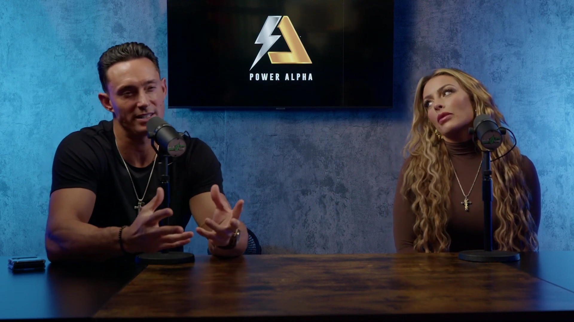 x2mate_com-Ep_9_-_Power_Alphas_Podcast___28Mandy_Saccomanno___Sabby_Piscitelli29-281080p29_mp40521.jpg