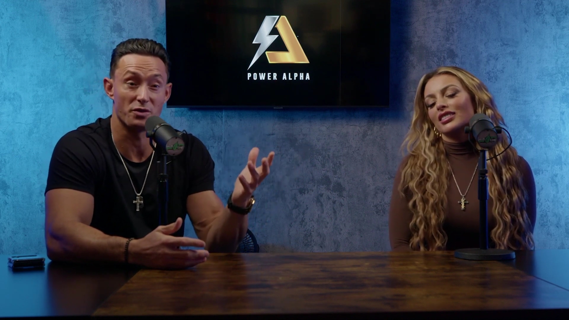 x2mate_com-Ep_9_-_Power_Alphas_Podcast___28Mandy_Saccomanno___Sabby_Piscitelli29-281080p29_mp40525.jpg