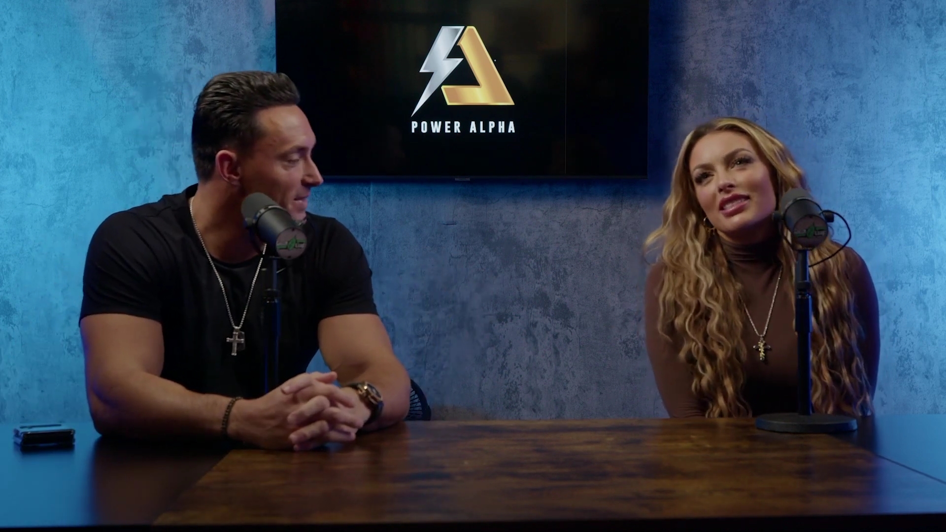 x2mate_com-Ep_9_-_Power_Alphas_Podcast___28Mandy_Saccomanno___Sabby_Piscitelli29-281080p29_mp40531.jpg