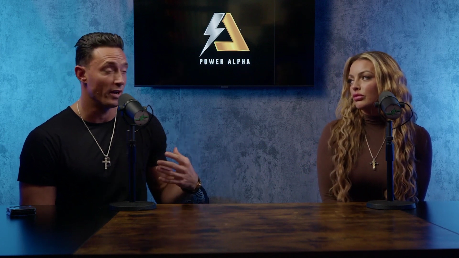 x2mate_com-Ep_9_-_Power_Alphas_Podcast___28Mandy_Saccomanno___Sabby_Piscitelli29-281080p29_mp40582.jpg