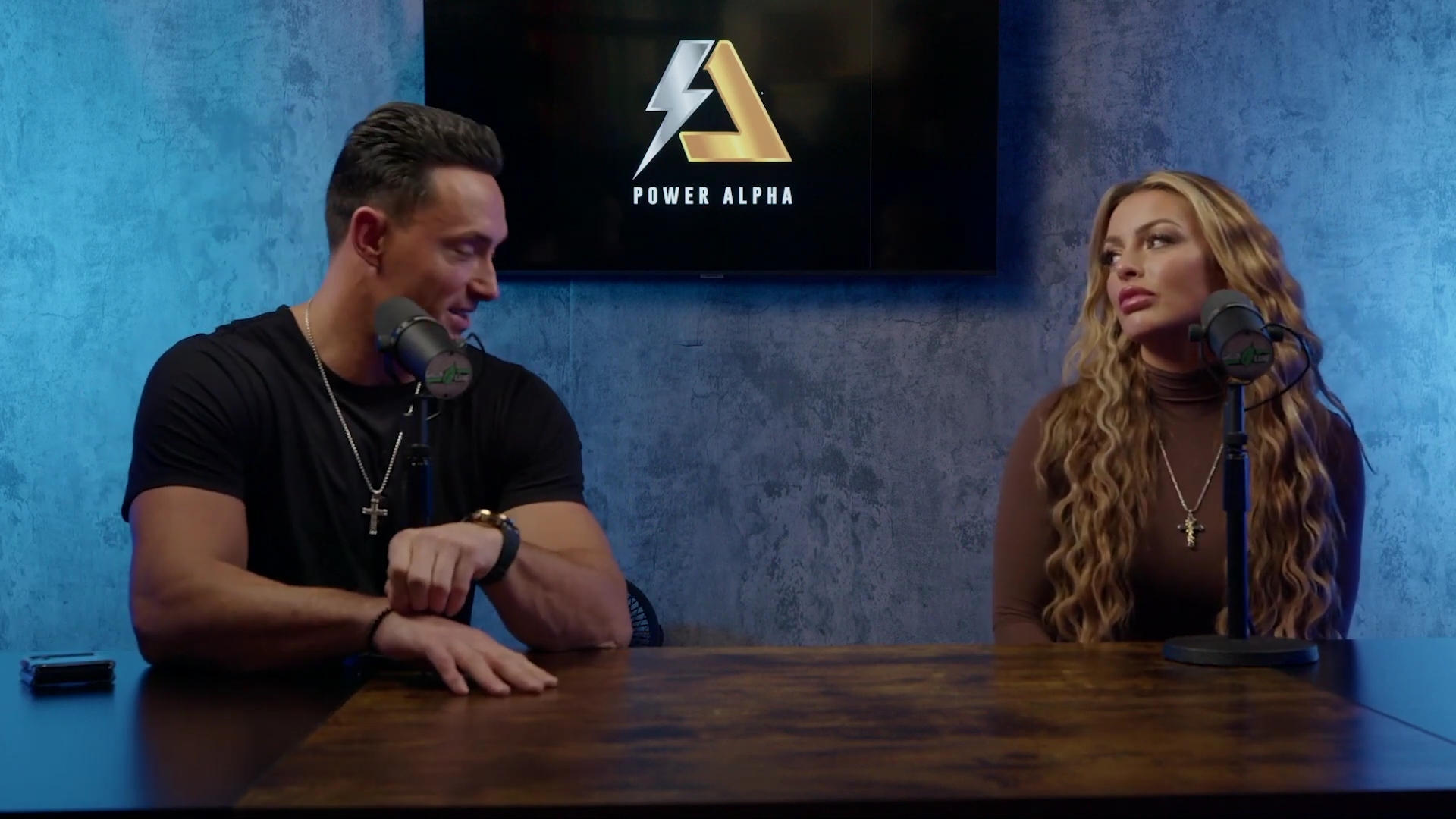 x2mate_com-Ep_9_-_Power_Alphas_Podcast___28Mandy_Saccomanno___Sabby_Piscitelli29-281080p29_mp40592.jpg