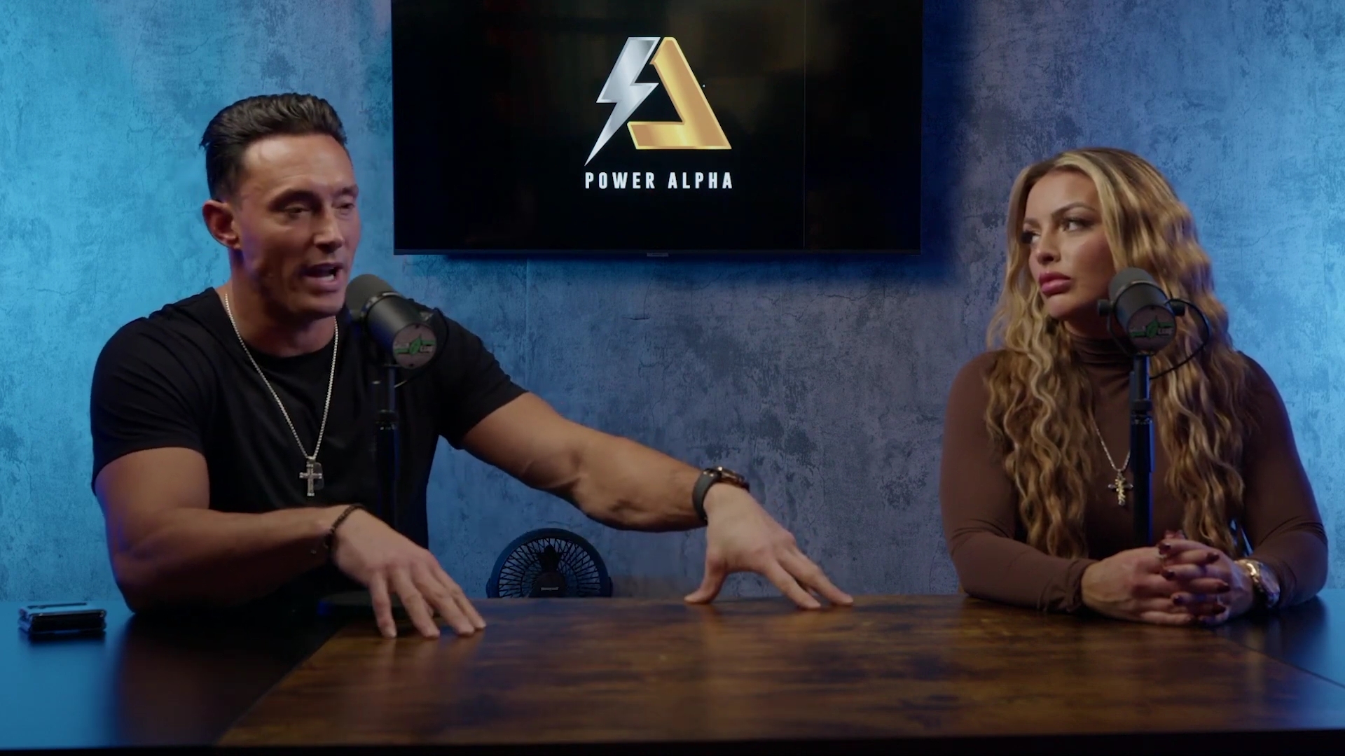 x2mate_com-Ep_9_-_Power_Alphas_Podcast___28Mandy_Saccomanno___Sabby_Piscitelli29-281080p29_mp40619.jpg