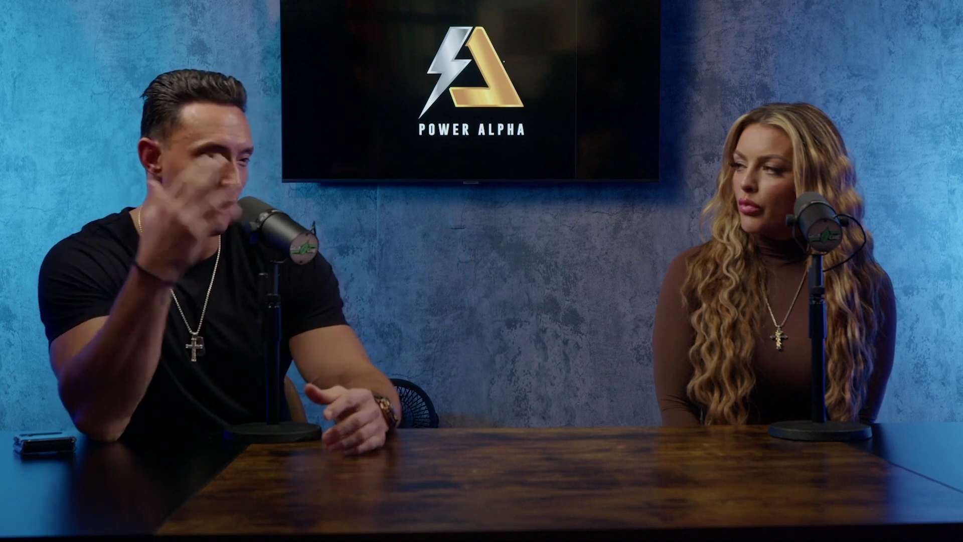 x2mate_com-Ep_9_-_Power_Alphas_Podcast___28Mandy_Saccomanno___Sabby_Piscitelli29-281080p29_mp40659.jpg