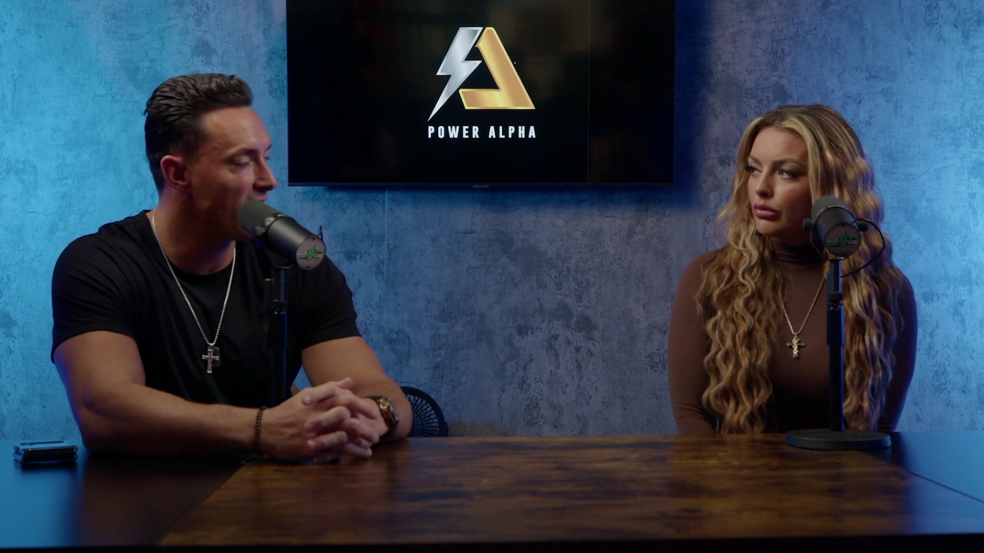 x2mate_com-Ep_9_-_Power_Alphas_Podcast___28Mandy_Saccomanno___Sabby_Piscitelli29-281080p29_mp40664.jpg