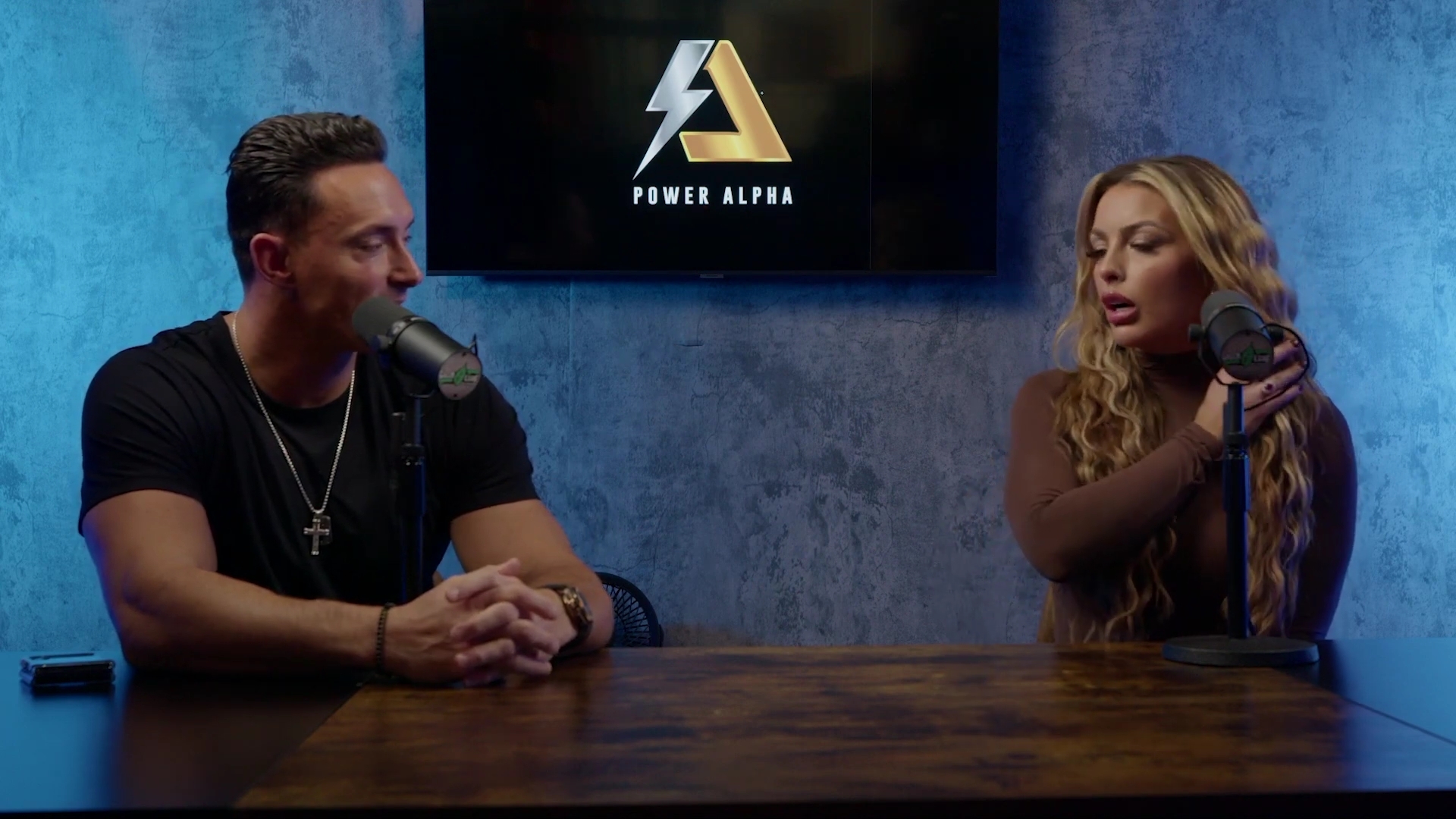 x2mate_com-Ep_9_-_Power_Alphas_Podcast___28Mandy_Saccomanno___Sabby_Piscitelli29-281080p29_mp40667.jpg