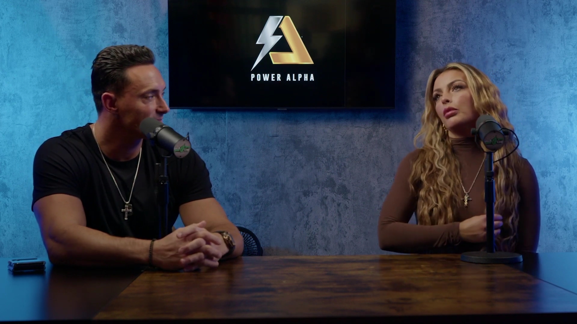 x2mate_com-Ep_9_-_Power_Alphas_Podcast___28Mandy_Saccomanno___Sabby_Piscitelli29-281080p29_mp40668.jpg