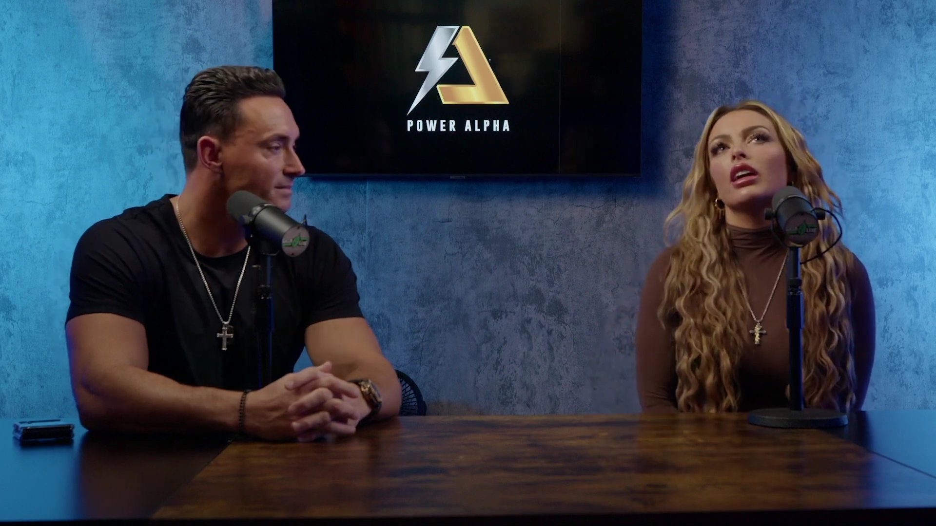 x2mate_com-Ep_9_-_Power_Alphas_Podcast___28Mandy_Saccomanno___Sabby_Piscitelli29-281080p29_mp40669.jpg