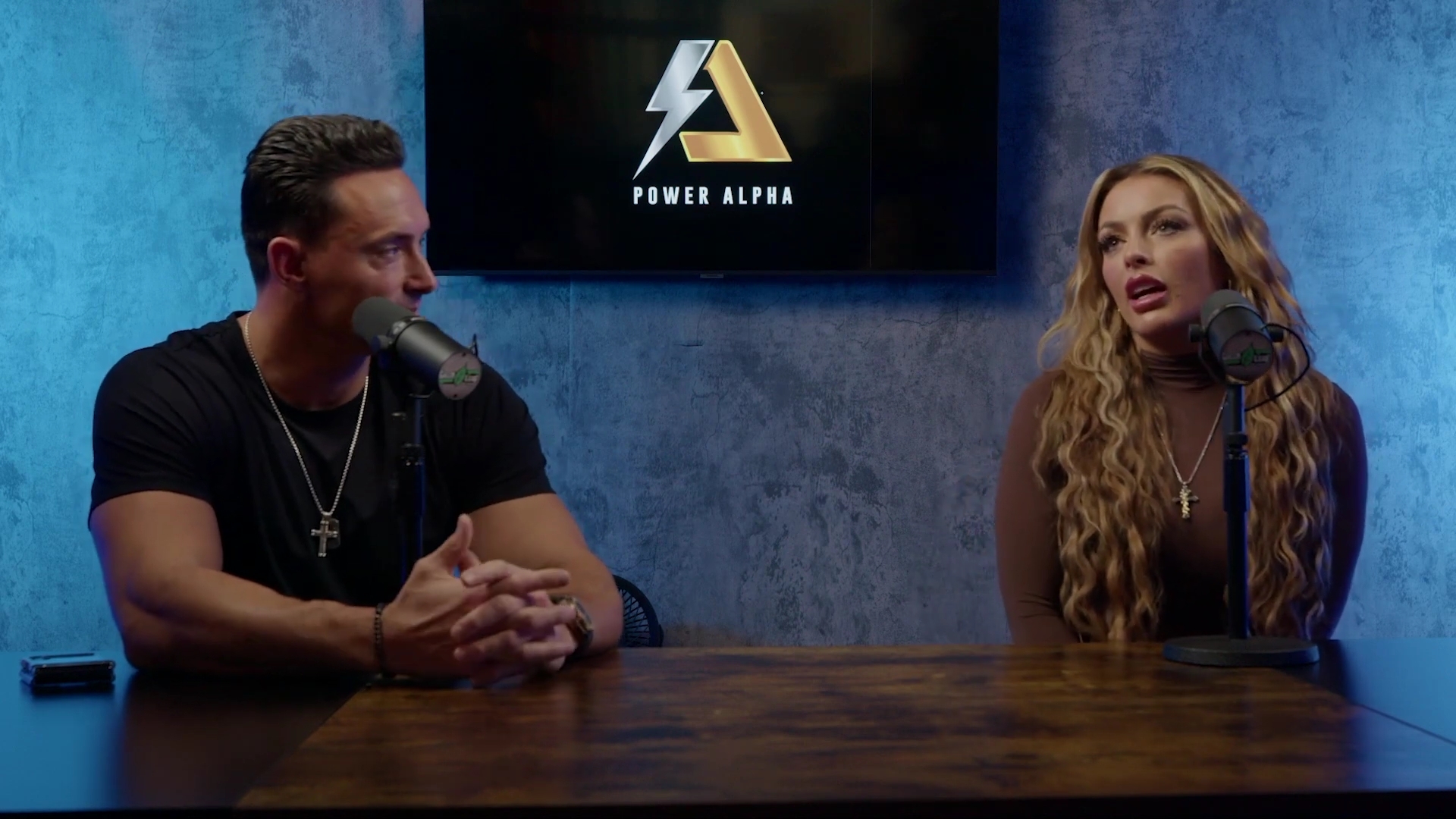 x2mate_com-Ep_9_-_Power_Alphas_Podcast___28Mandy_Saccomanno___Sabby_Piscitelli29-281080p29_mp40671.jpg