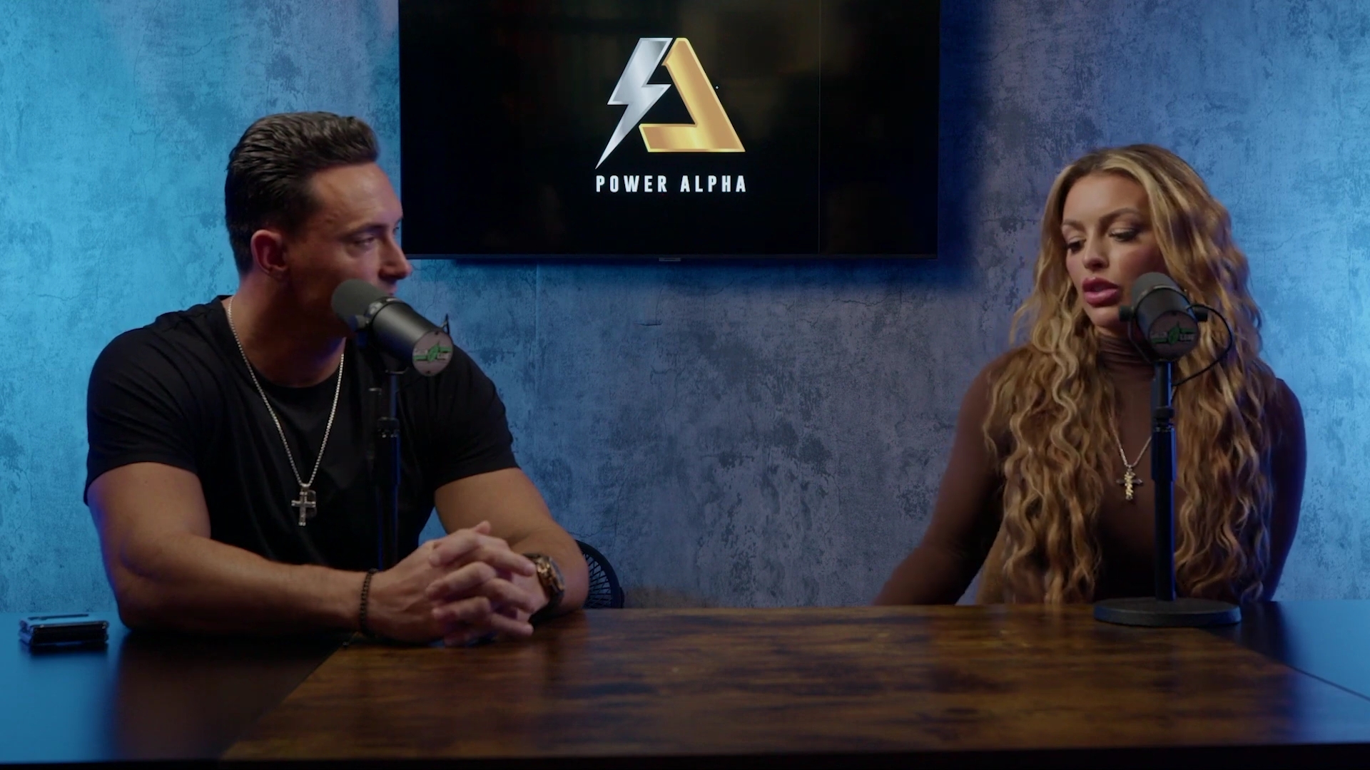 x2mate_com-Ep_9_-_Power_Alphas_Podcast___28Mandy_Saccomanno___Sabby_Piscitelli29-281080p29_mp40674.jpg