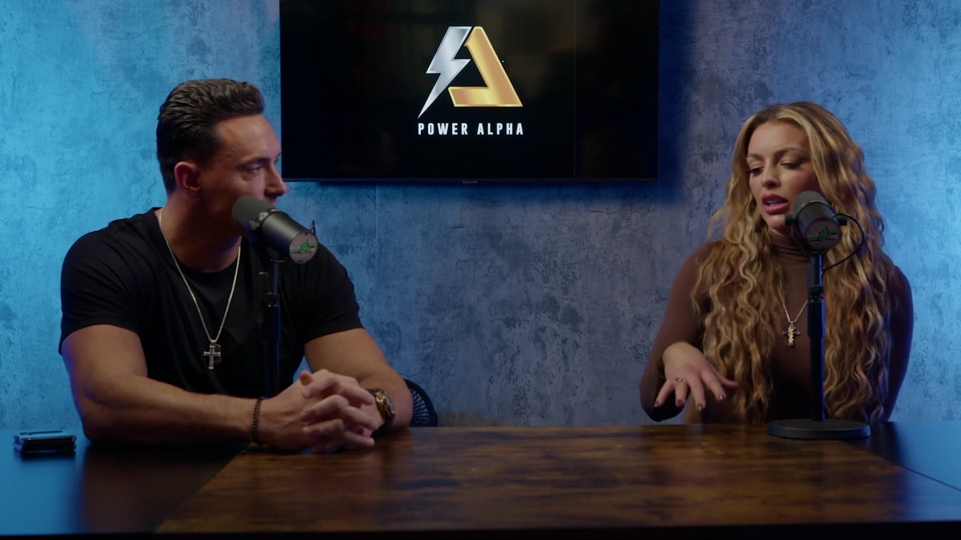 x2mate_com-Ep_9_-_Power_Alphas_Podcast___28Mandy_Saccomanno___Sabby_Piscitelli29-281080p29_mp40675.jpg