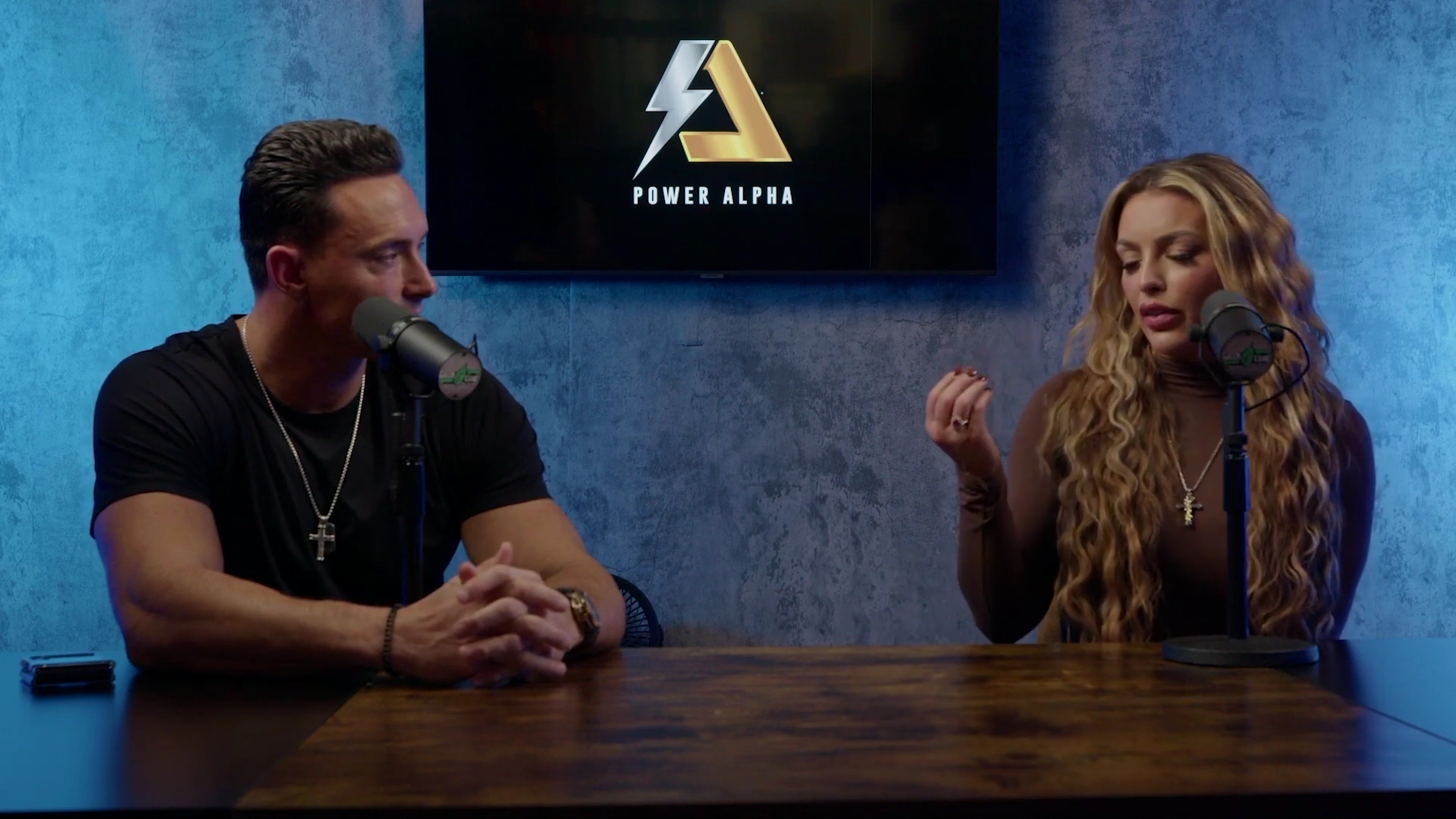 x2mate_com-Ep_9_-_Power_Alphas_Podcast___28Mandy_Saccomanno___Sabby_Piscitelli29-281080p29_mp40676.jpg