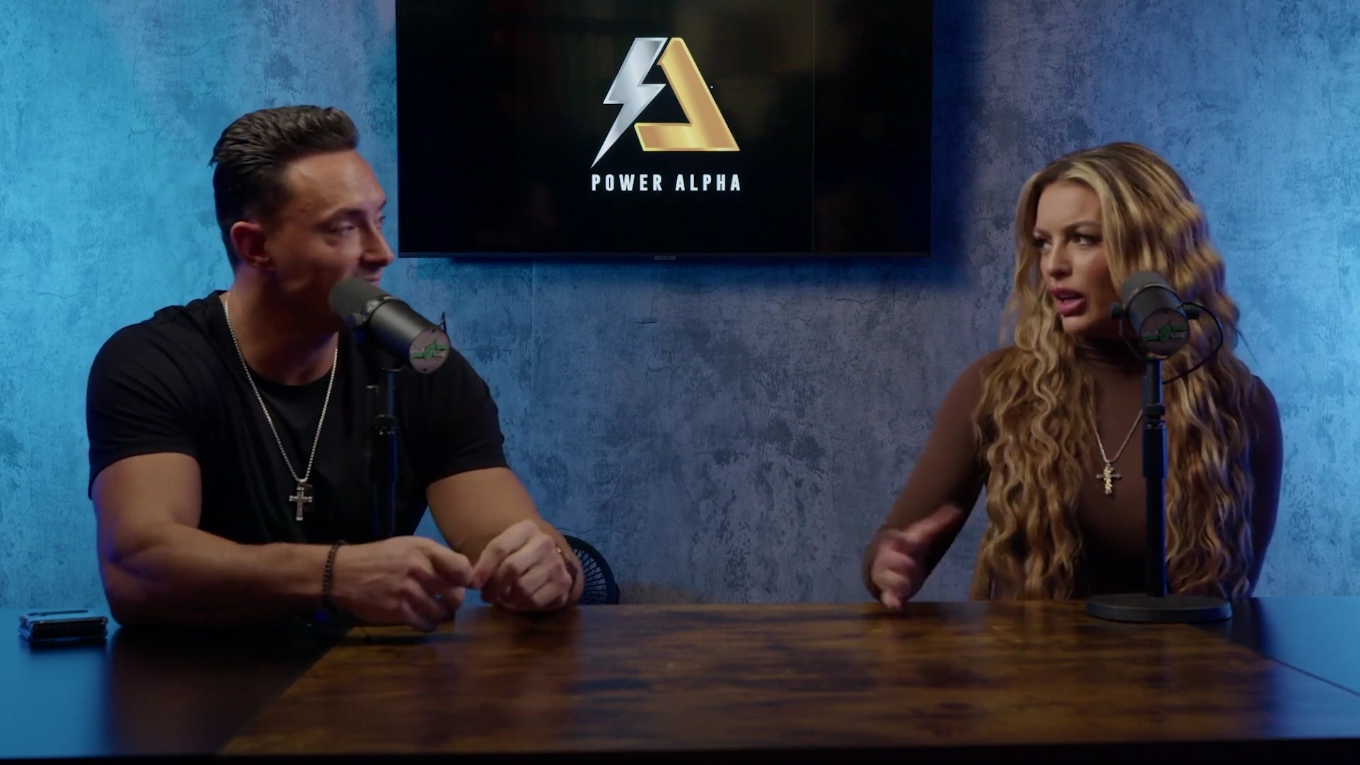 x2mate_com-Ep_9_-_Power_Alphas_Podcast___28Mandy_Saccomanno___Sabby_Piscitelli29-281080p29_mp40681.jpg