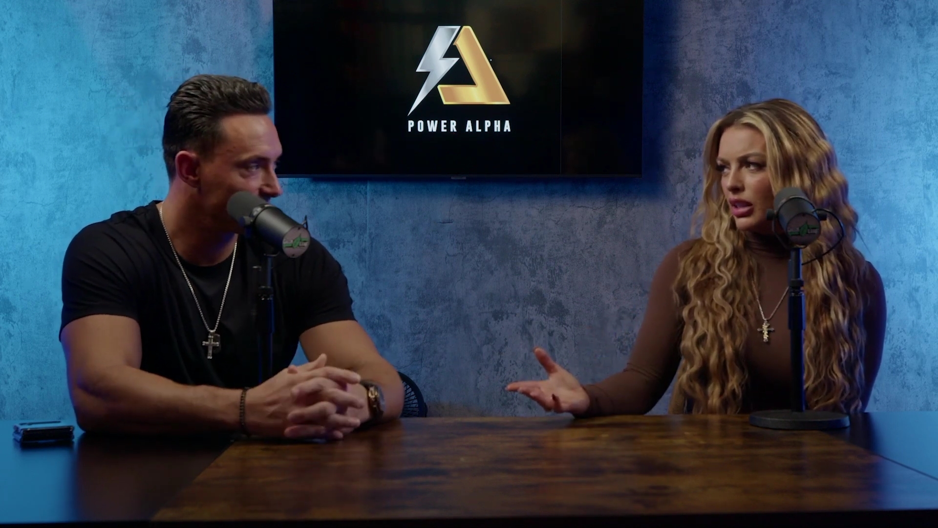 x2mate_com-Ep_9_-_Power_Alphas_Podcast___28Mandy_Saccomanno___Sabby_Piscitelli29-281080p29_mp40682.jpg