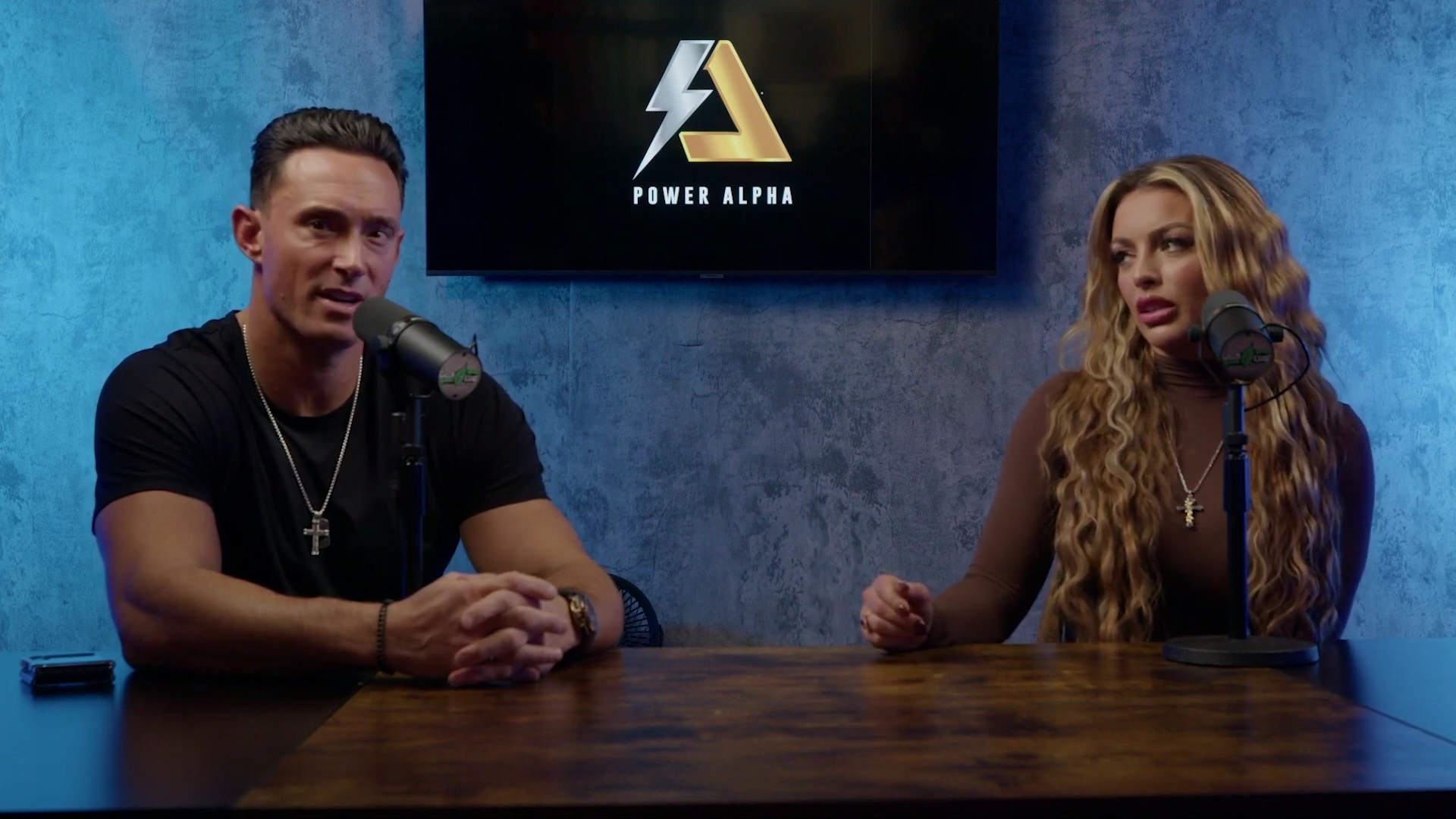 x2mate_com-Ep_9_-_Power_Alphas_Podcast___28Mandy_Saccomanno___Sabby_Piscitelli29-281080p29_mp40686.jpg