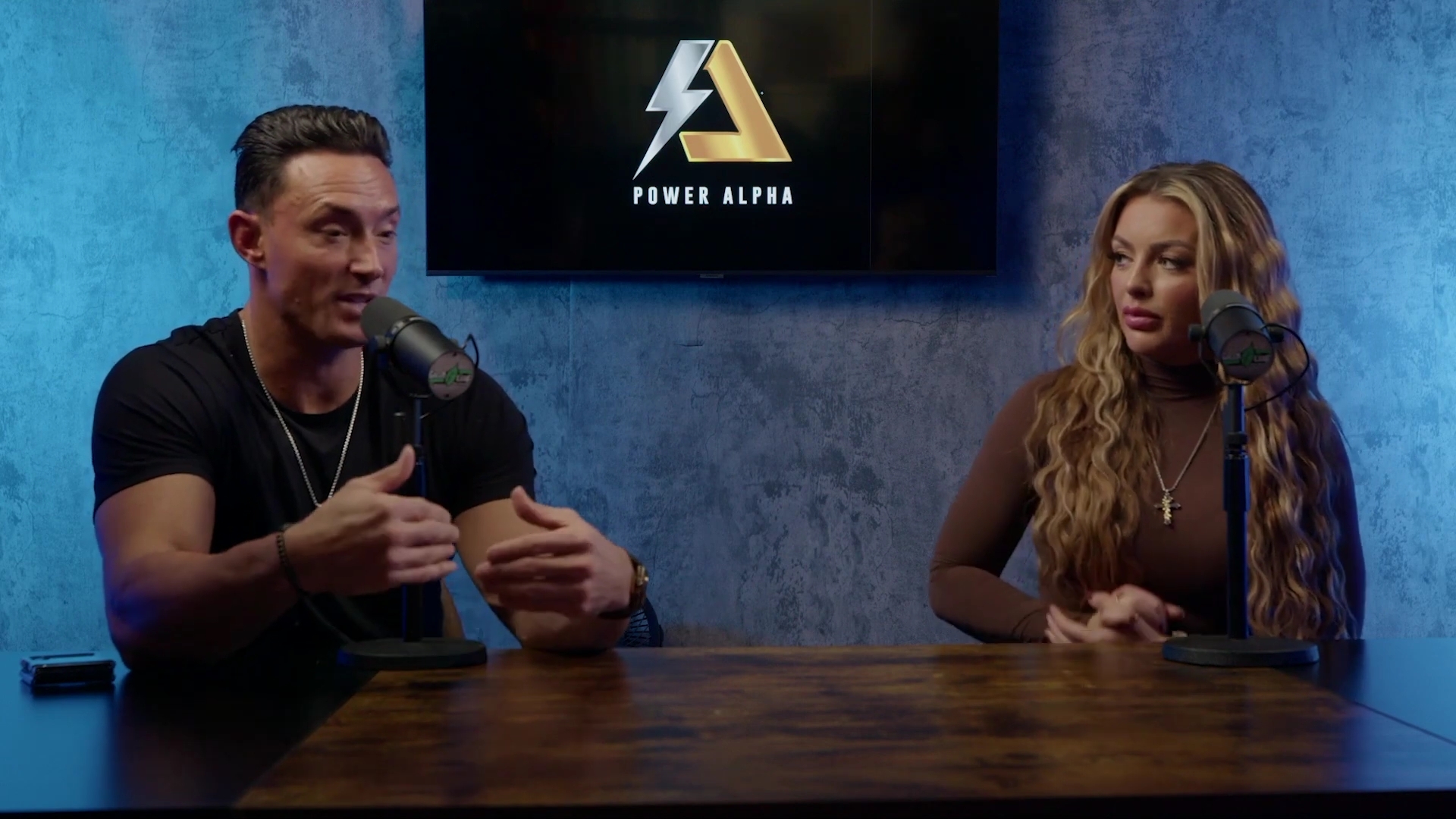x2mate_com-Ep_9_-_Power_Alphas_Podcast___28Mandy_Saccomanno___Sabby_Piscitelli29-281080p29_mp40739.jpg