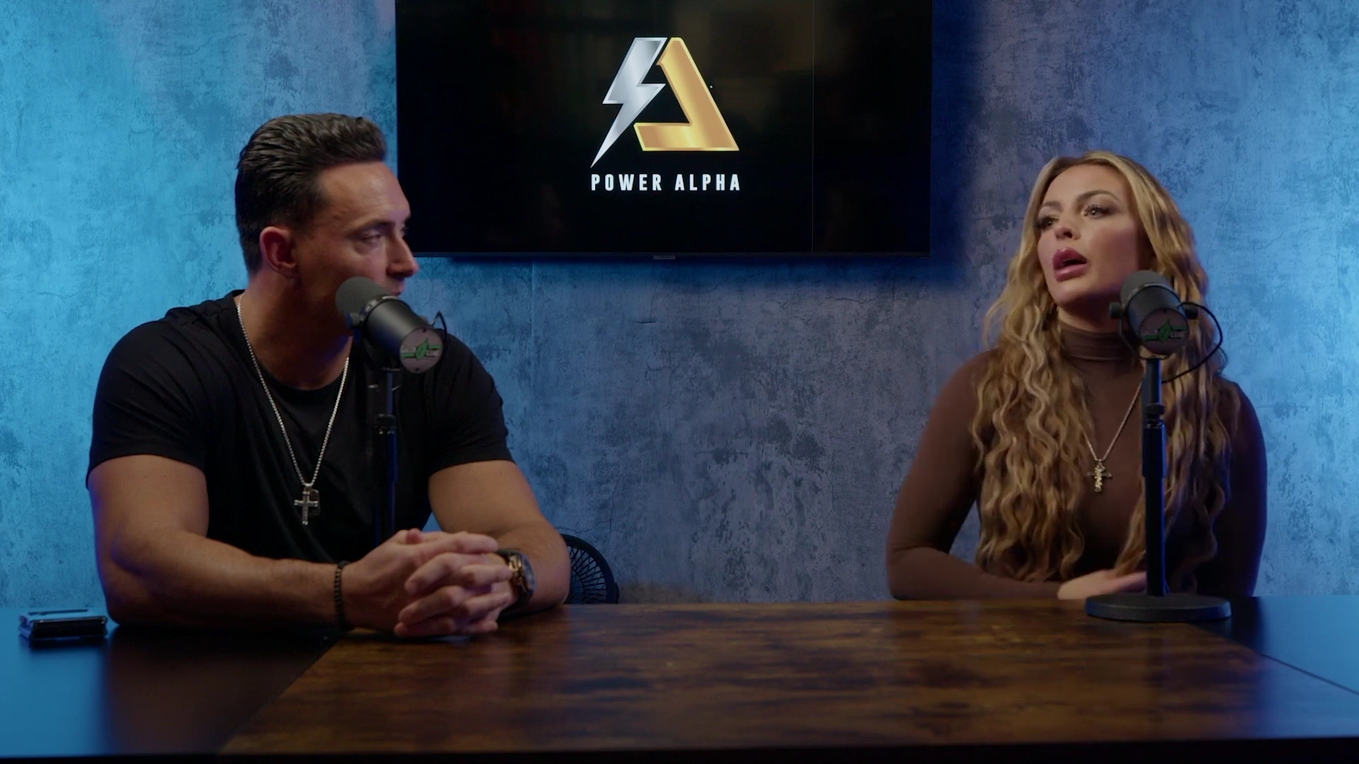 x2mate_com-Ep_9_-_Power_Alphas_Podcast___28Mandy_Saccomanno___Sabby_Piscitelli29-281080p29_mp40752.jpg
