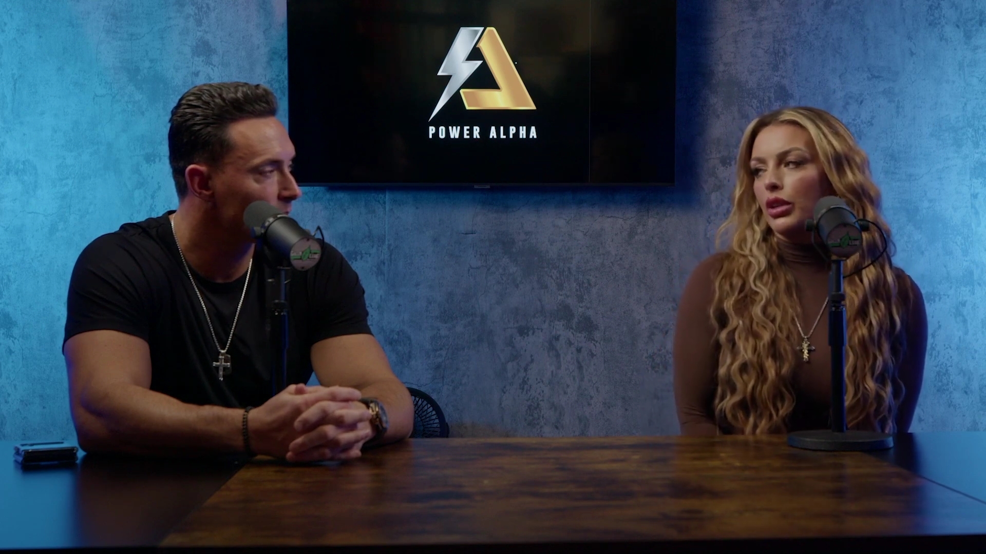 x2mate_com-Ep_9_-_Power_Alphas_Podcast___28Mandy_Saccomanno___Sabby_Piscitelli29-281080p29_mp40755.jpg