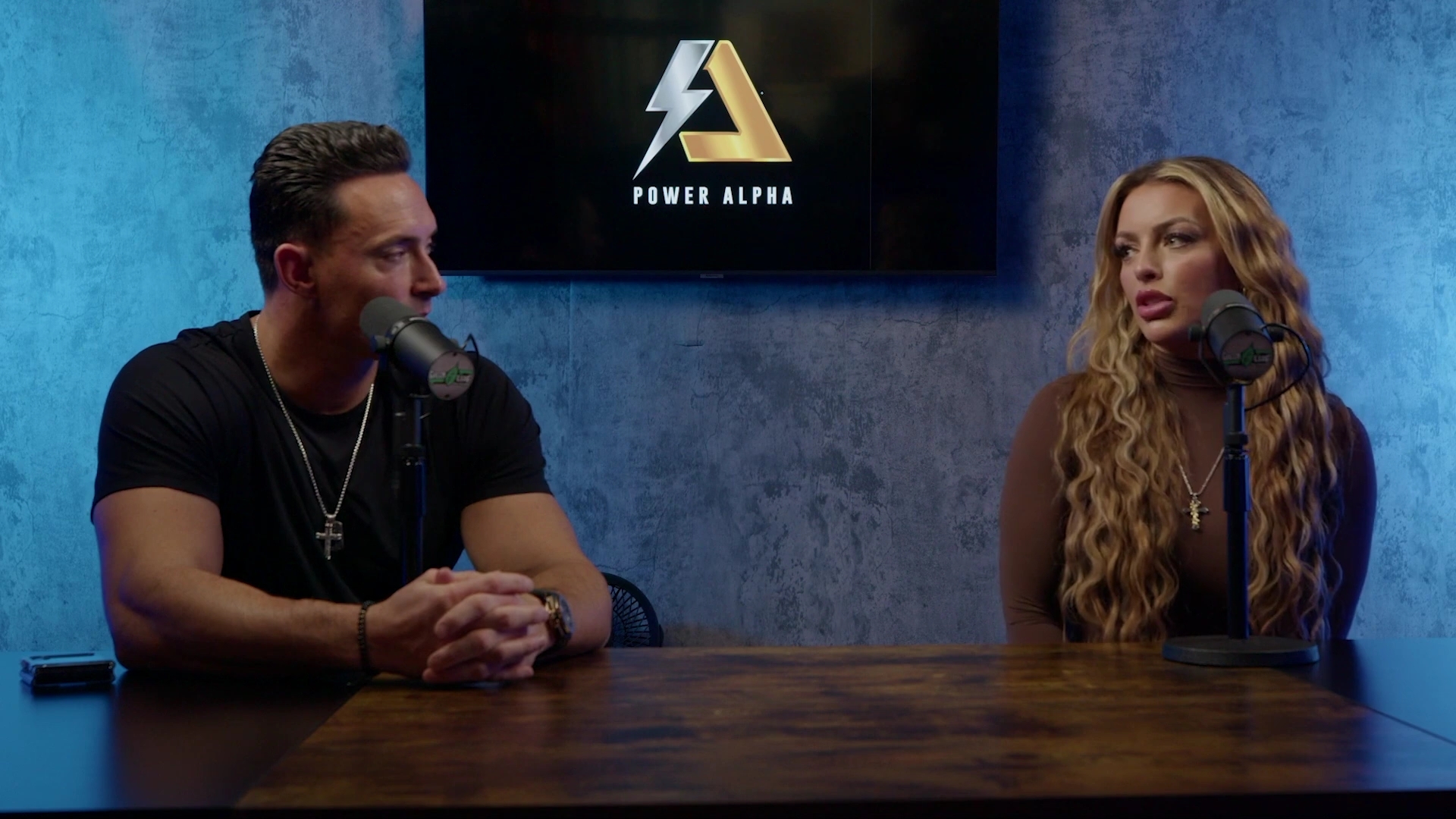 x2mate_com-Ep_9_-_Power_Alphas_Podcast___28Mandy_Saccomanno___Sabby_Piscitelli29-281080p29_mp40756.jpg